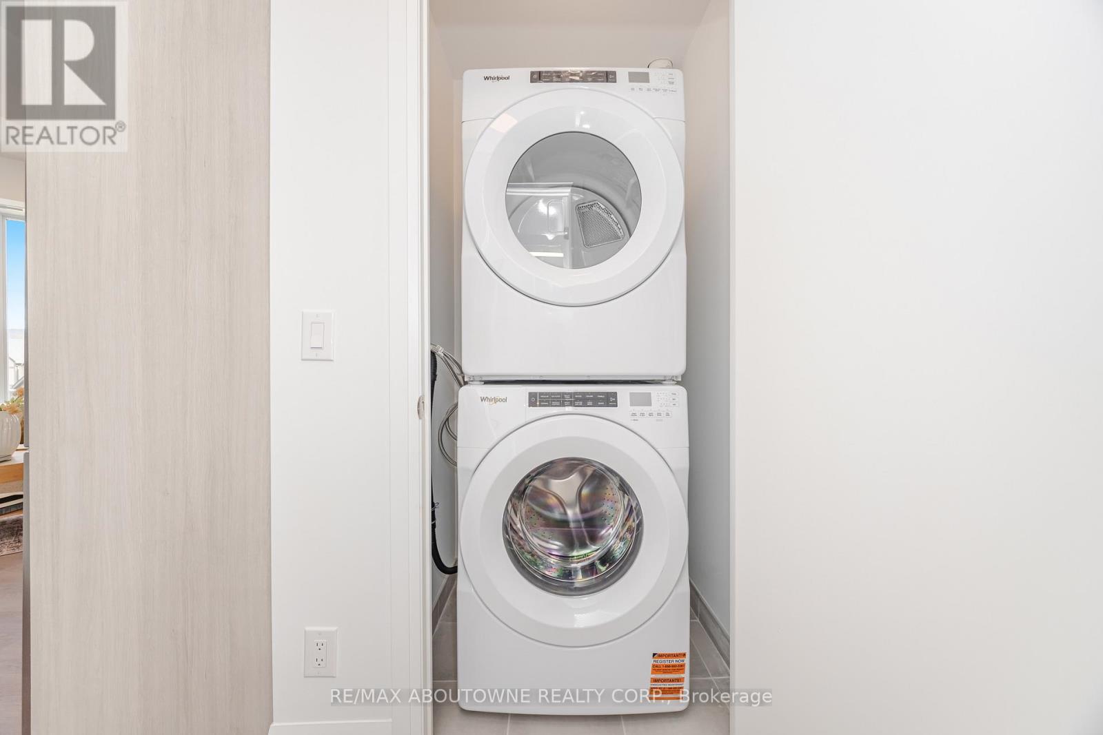 228 - 3250 Carding Mill Trail, Oakville, Ontario  L6M 5T3 - Photo 24 - W12848928