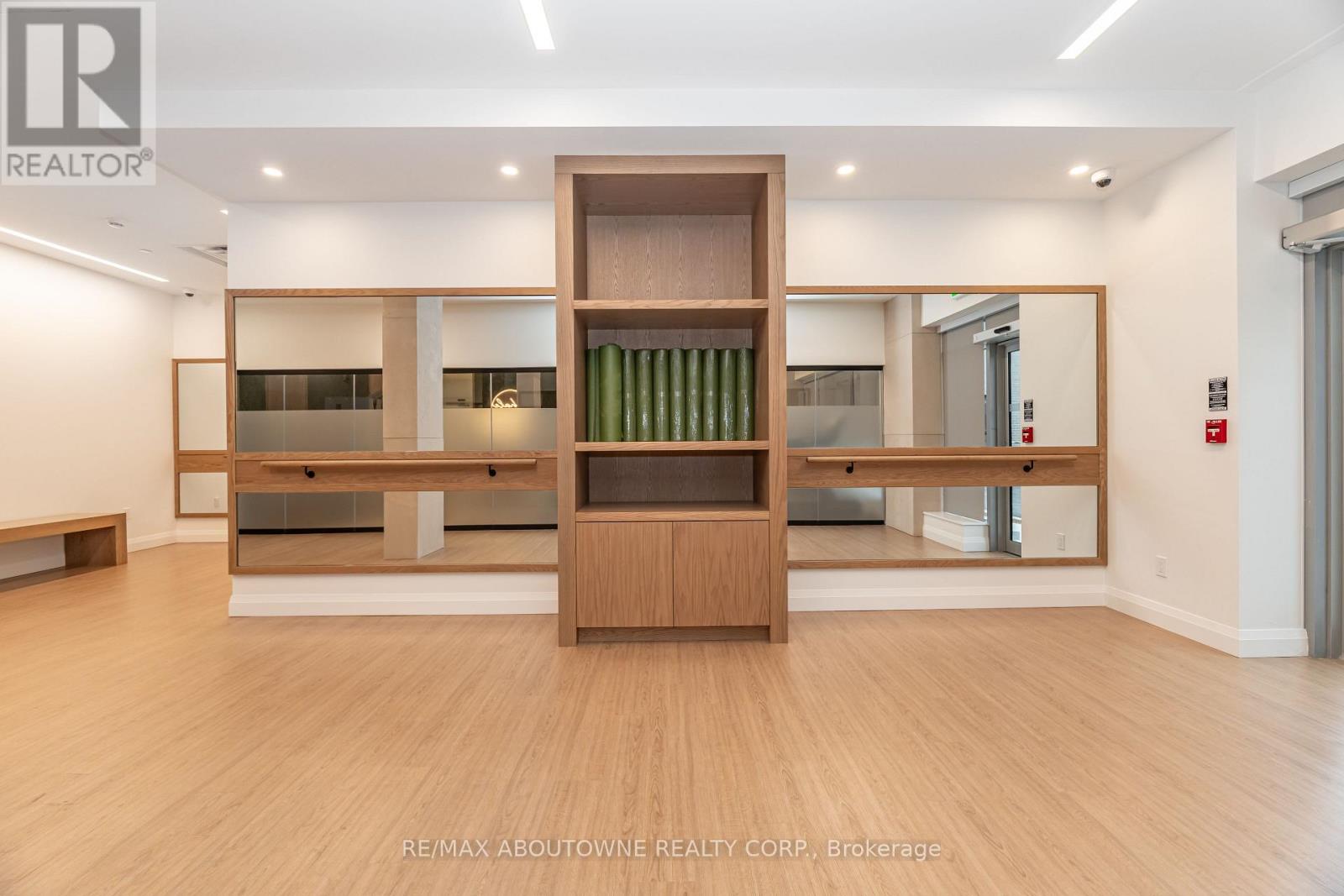 228 - 3250 Carding Mill Trail, Oakville, Ontario  L6M 5T3 - Photo 32 - W12848928