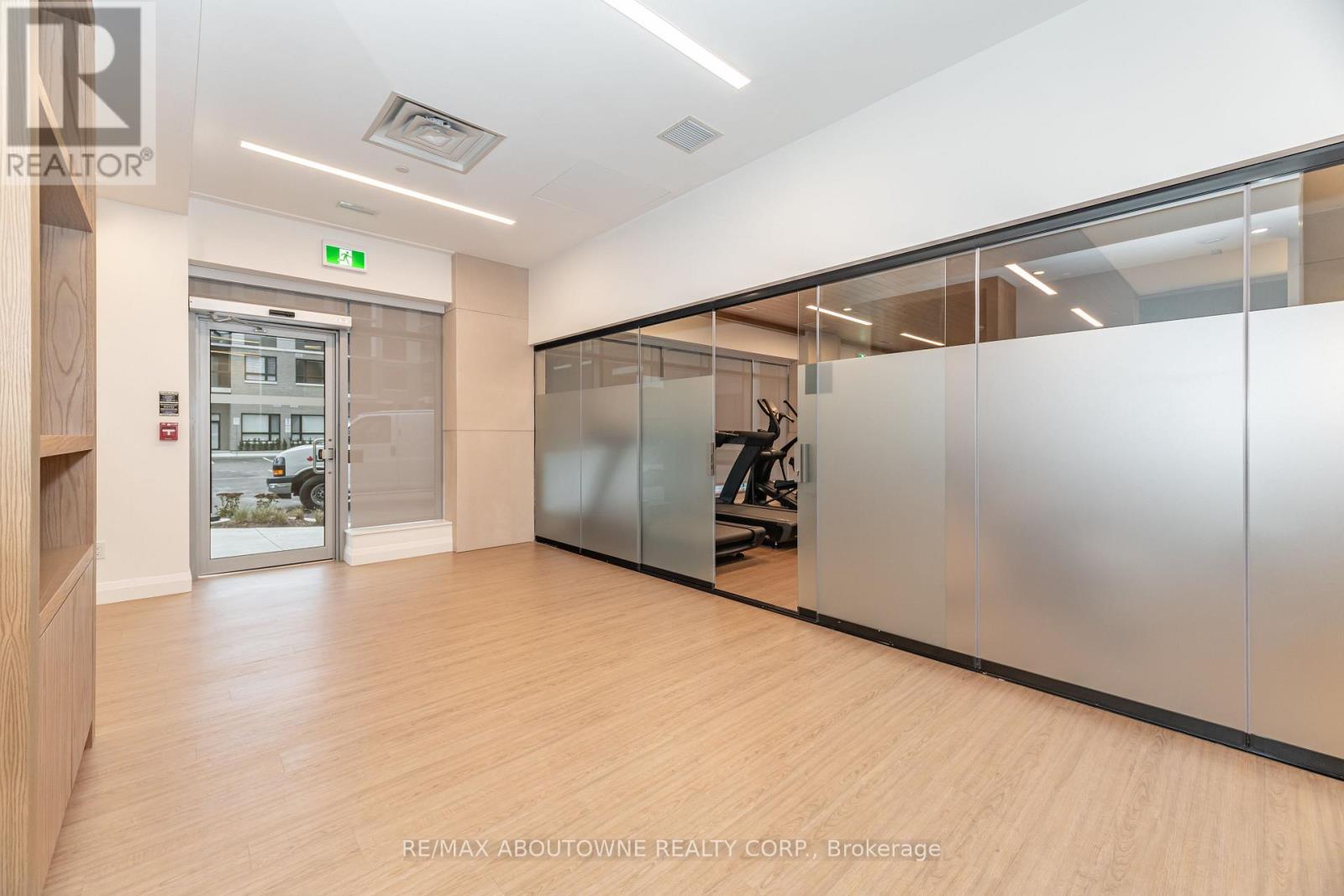 228 - 3250 Carding Mill Trail, Oakville, Ontario  L6M 5T3 - Photo 34 - W12848928