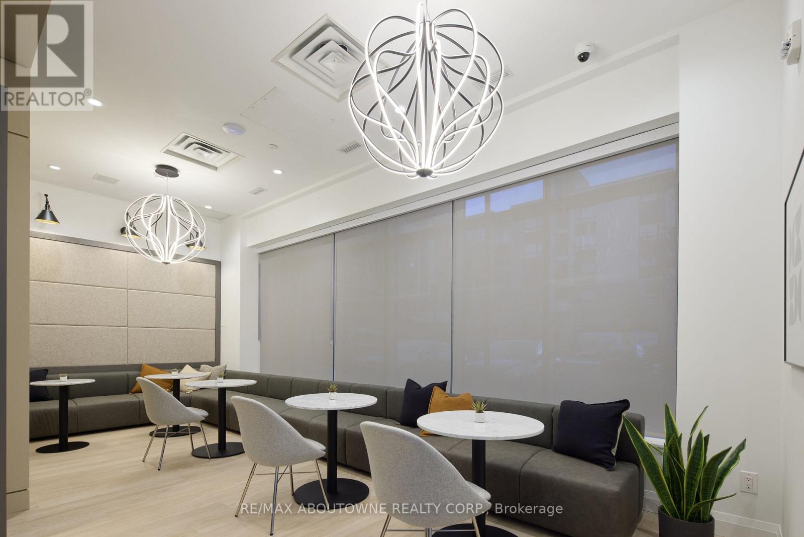 228 - 3250 Carding Mill Trail, Oakville, Ontario  L6M 5T3 - Photo 39 - W12848928