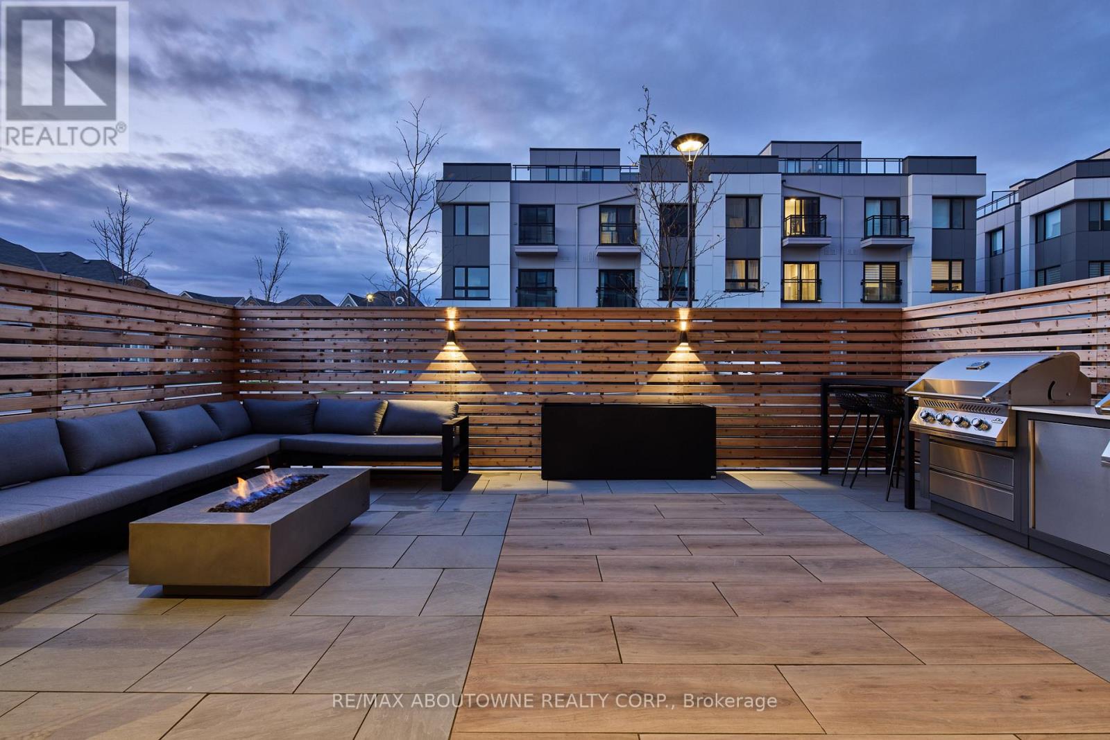 228 - 3250 Carding Mill Trail, Oakville, Ontario  L6M 5T3 - Photo 44 - W12848928