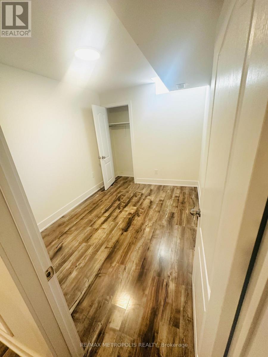 Bsmt - 15 Dalecrest Road, Brampton, Ontario  L6X 5N3 - Photo 17 - W12849018