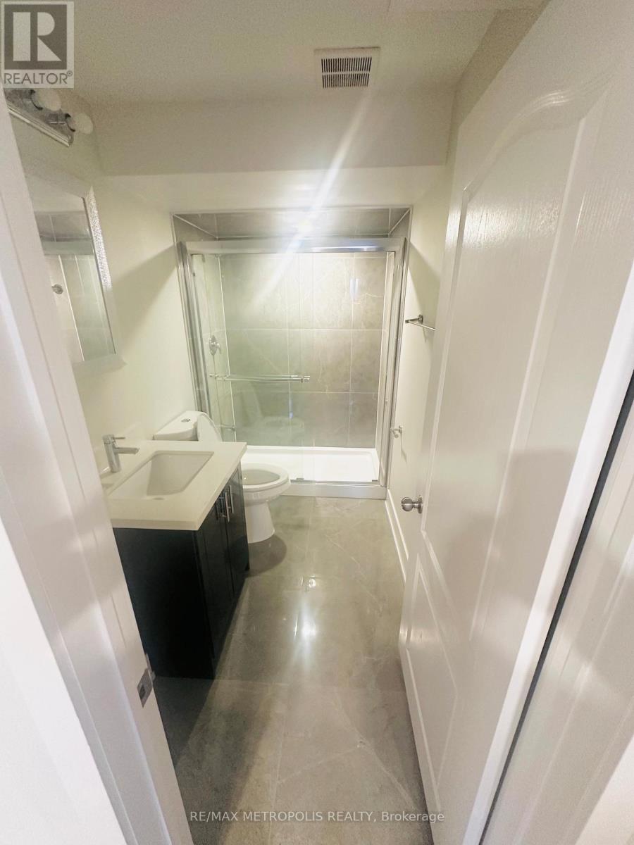 Bsmt - 15 Dalecrest Road, Brampton, Ontario  L6X 5N3 - Photo 19 - W12849018