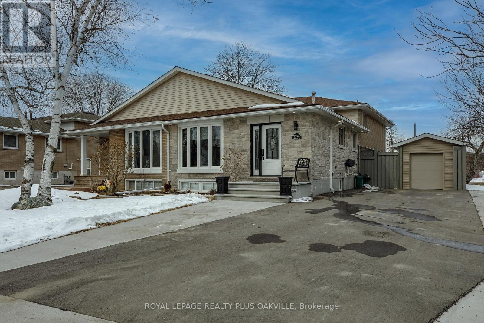 1284 PALLATINE DRIVE, oakville (cp college park), Ontario