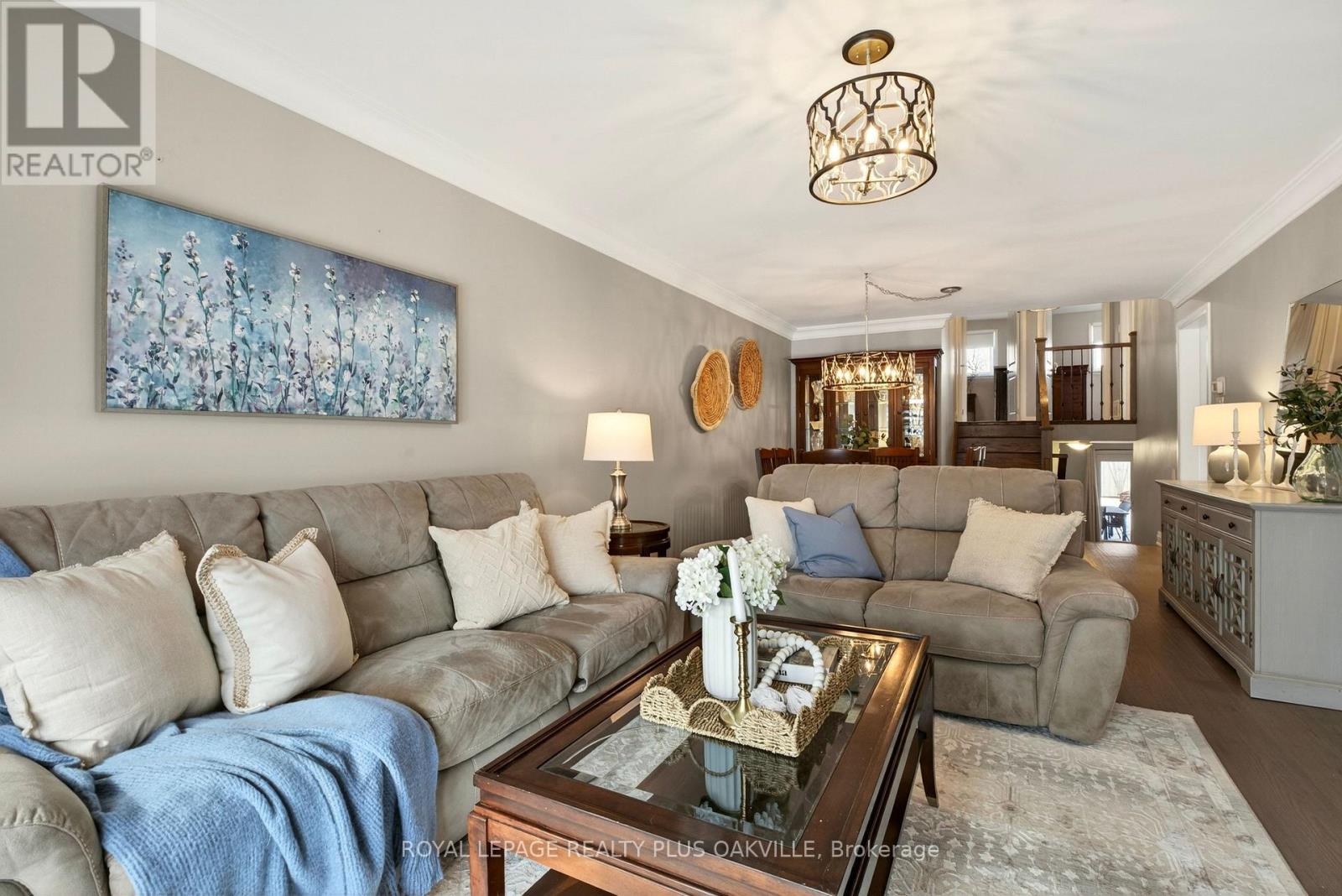 1284 Pallatine Drive, Oakville, Ontario  L6H 1Z2 - Photo 10 - W12849024