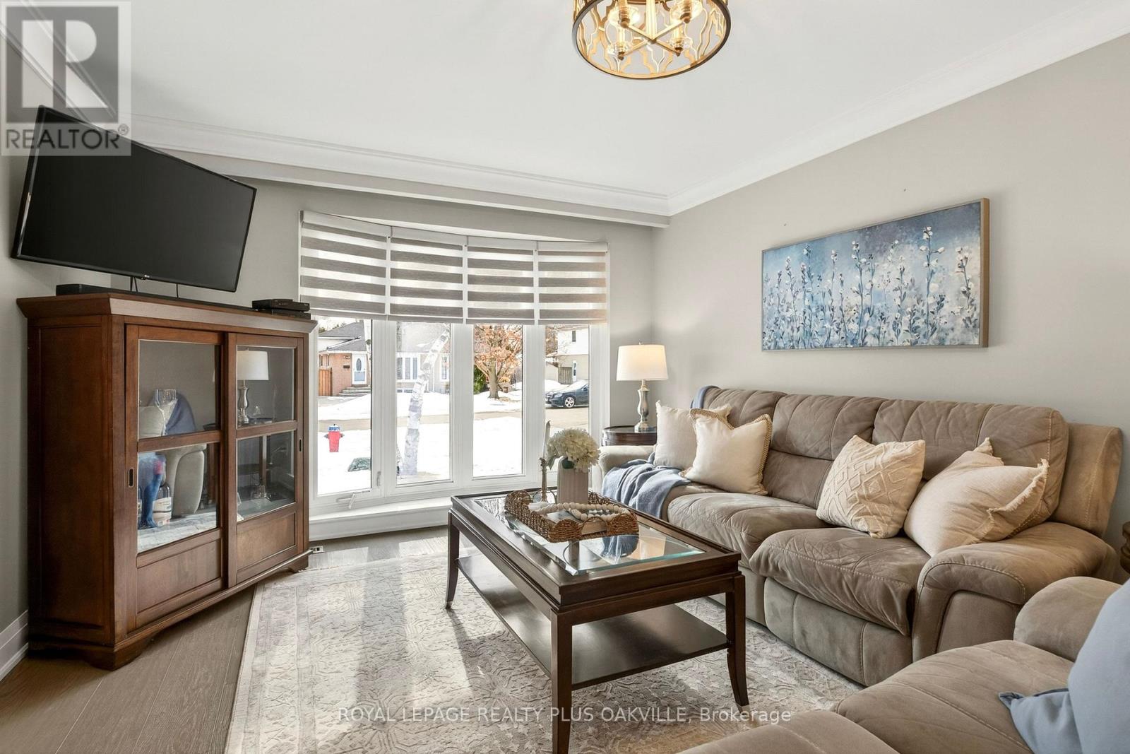 1284 Pallatine Drive, Oakville, Ontario  L6H 1Z2 - Photo 11 - W12849024