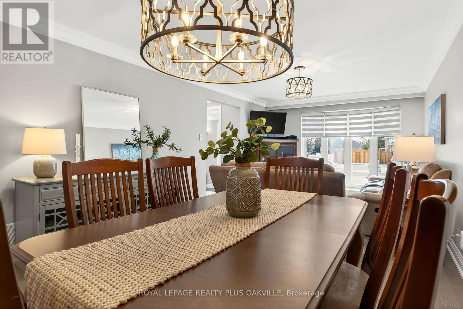 1284 Pallatine Drive, Oakville, Ontario  L6H 1Z2 - Photo 15 - W12849024