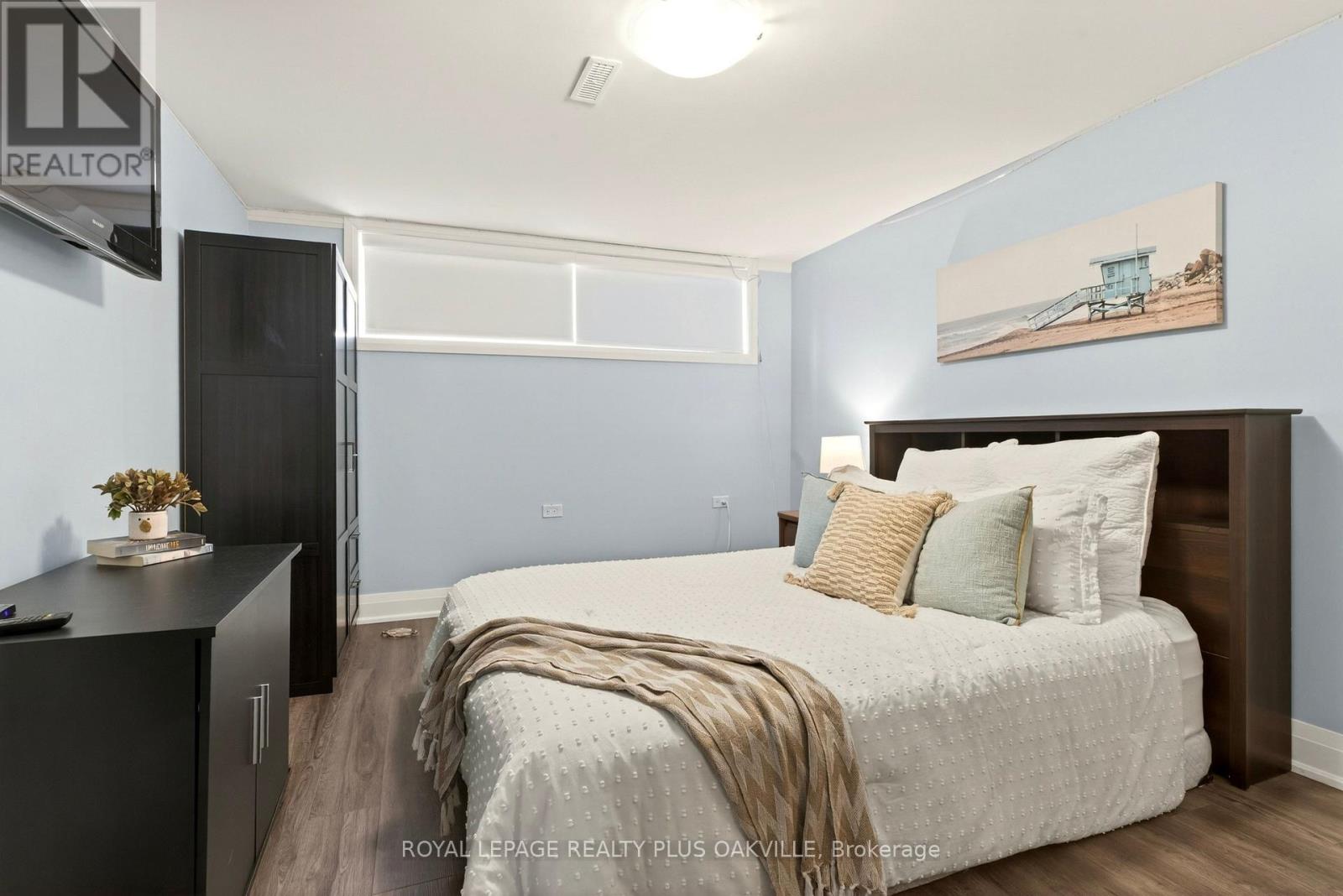 1284 Pallatine Drive, Oakville, Ontario  L6H 1Z2 - Photo 40 - W12849024