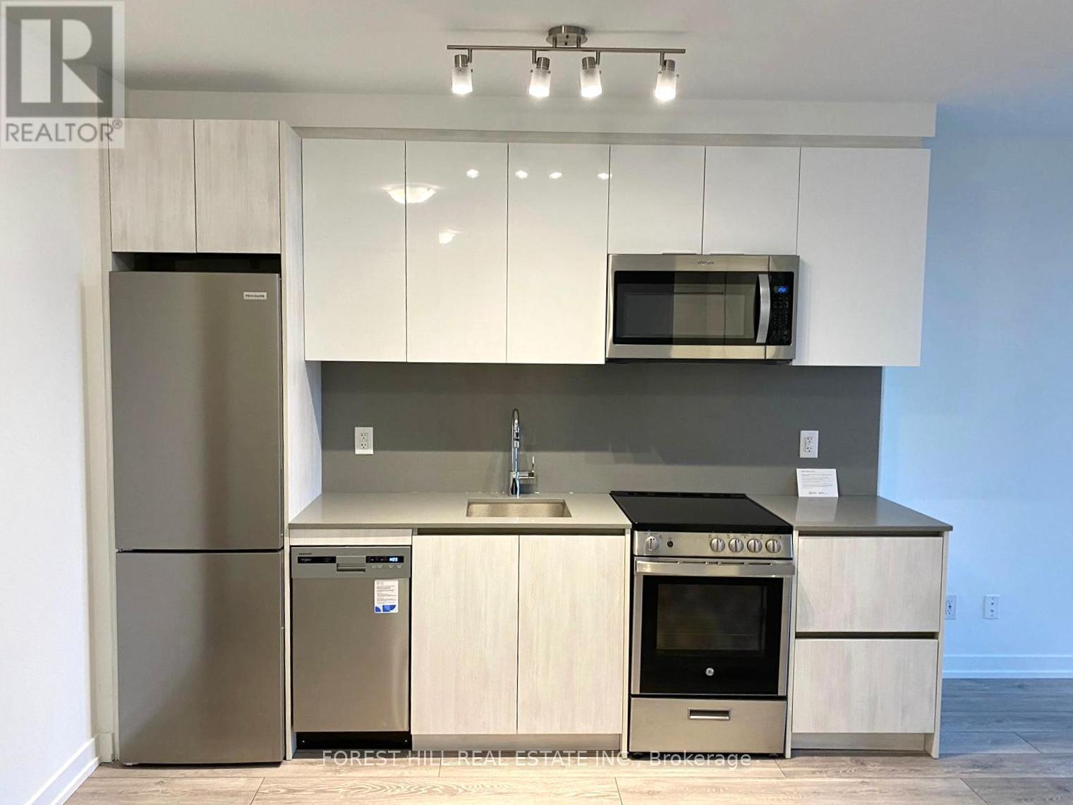 411 - 3100 Keele Street, Toronto, Ontario  M3M 0E1 - Photo 3 - W12849028