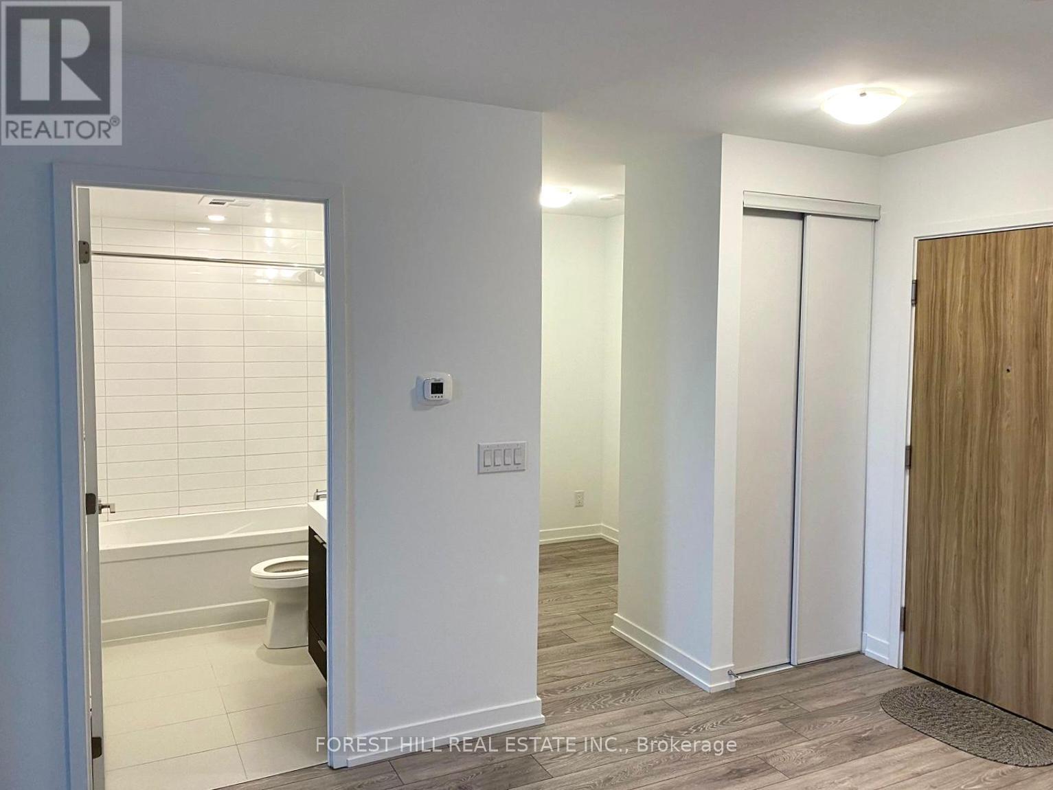 411 - 3100 Keele Street, Toronto, Ontario  M3M 0E1 - Photo 4 - W12849028