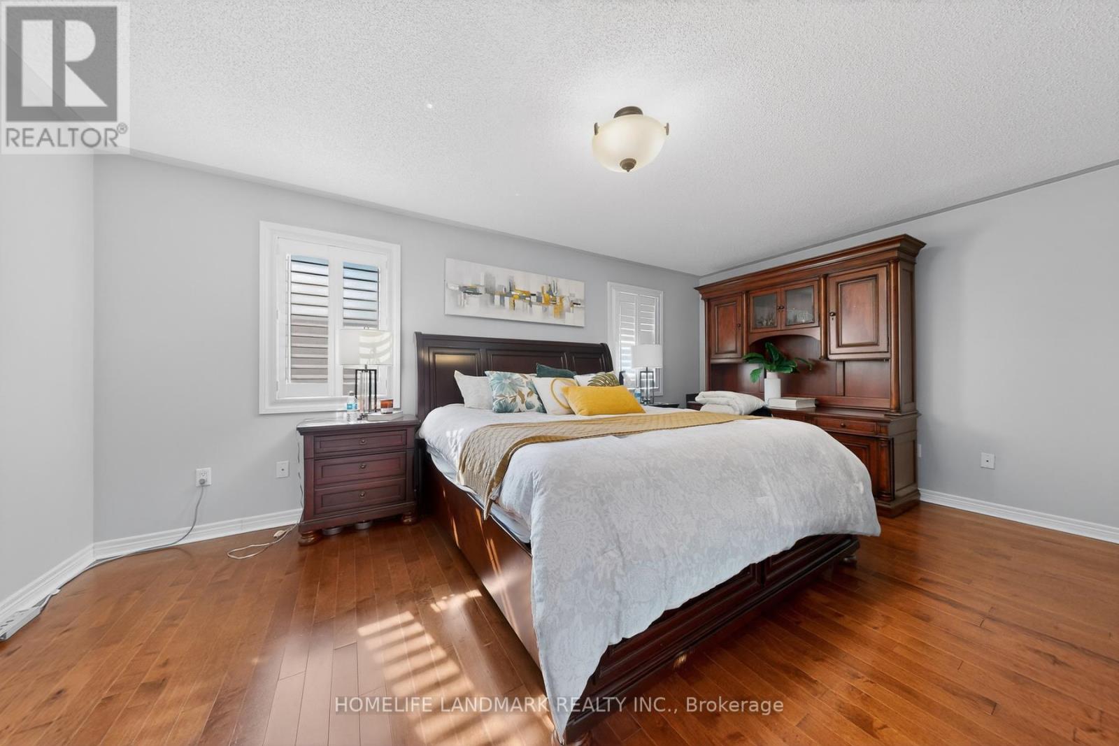 552 Morning Dove Drive, Oakville, Ontario  L6H 7L3 - Photo 19 - W12849034