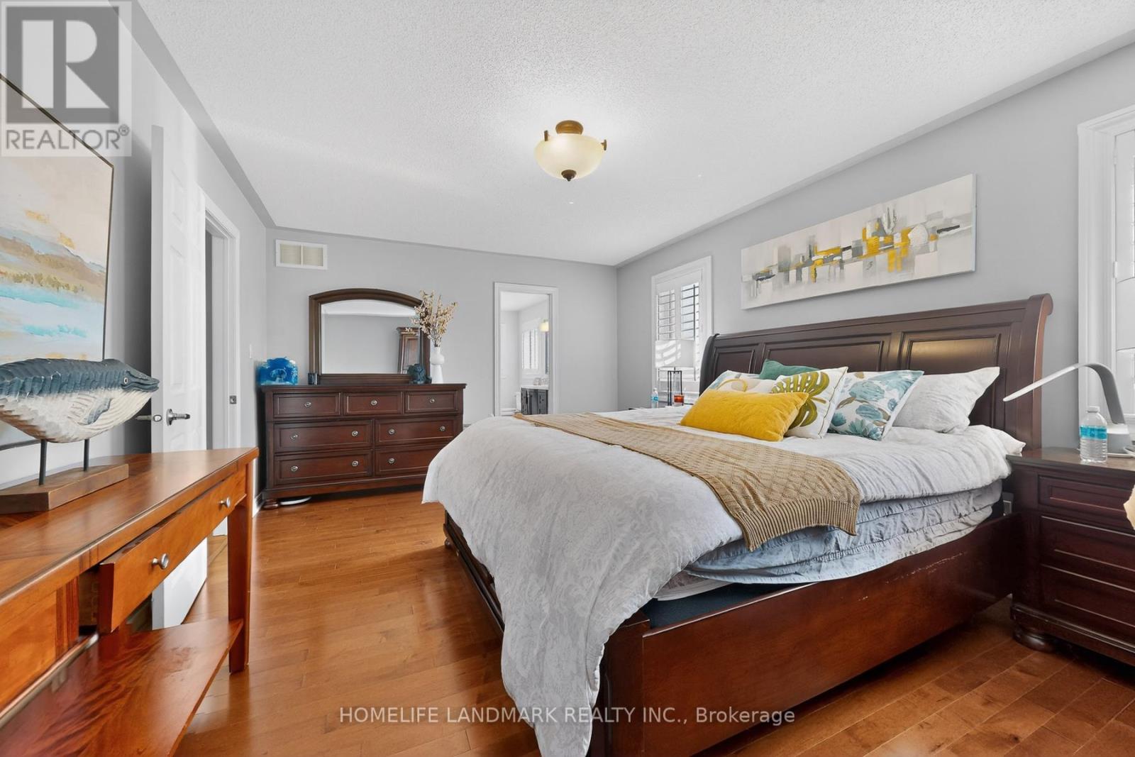 552 Morning Dove Drive, Oakville, Ontario  L6H 7L3 - Photo 21 - W12849034