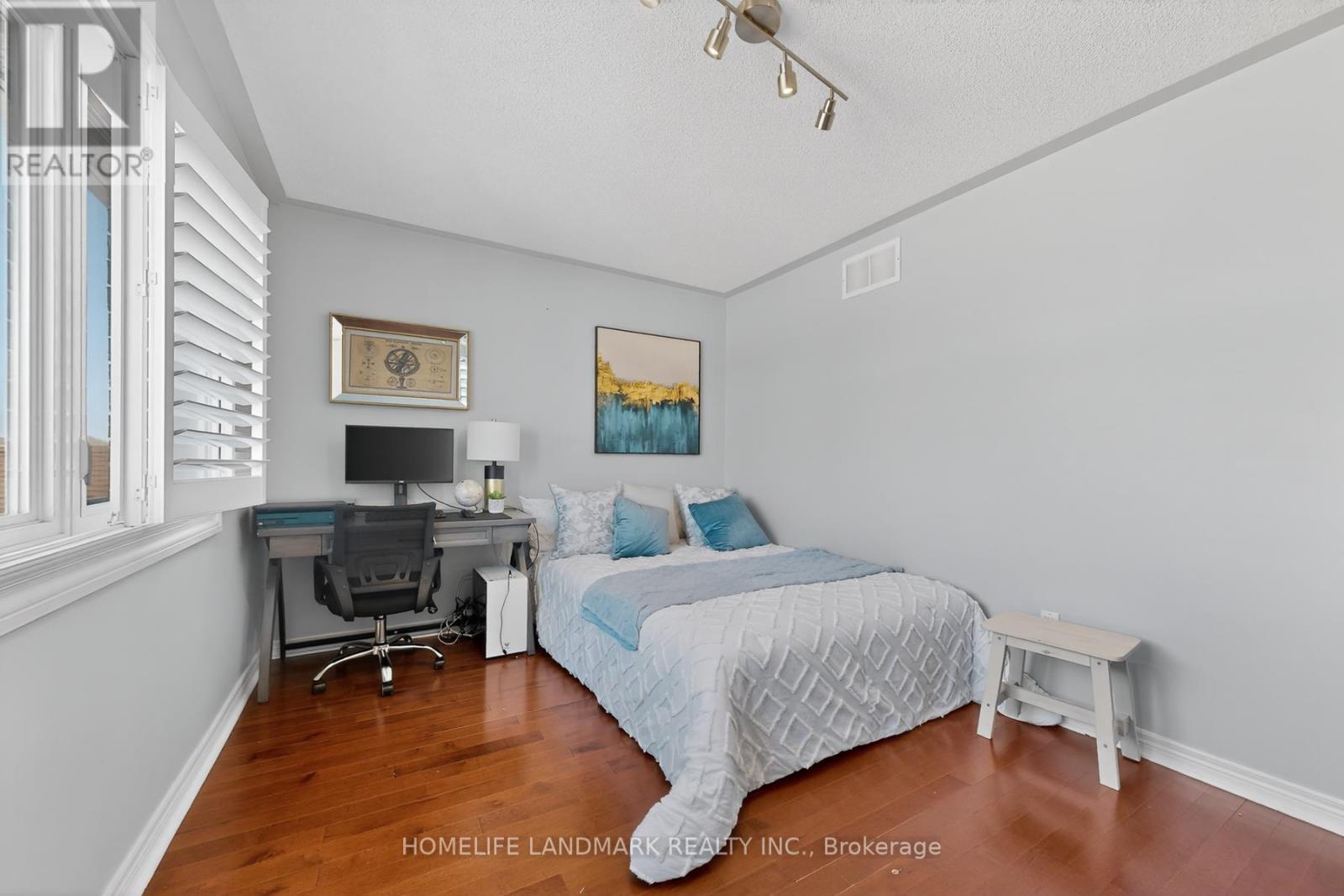 552 Morning Dove Drive, Oakville, Ontario  L6H 7L3 - Photo 26 - W12849034