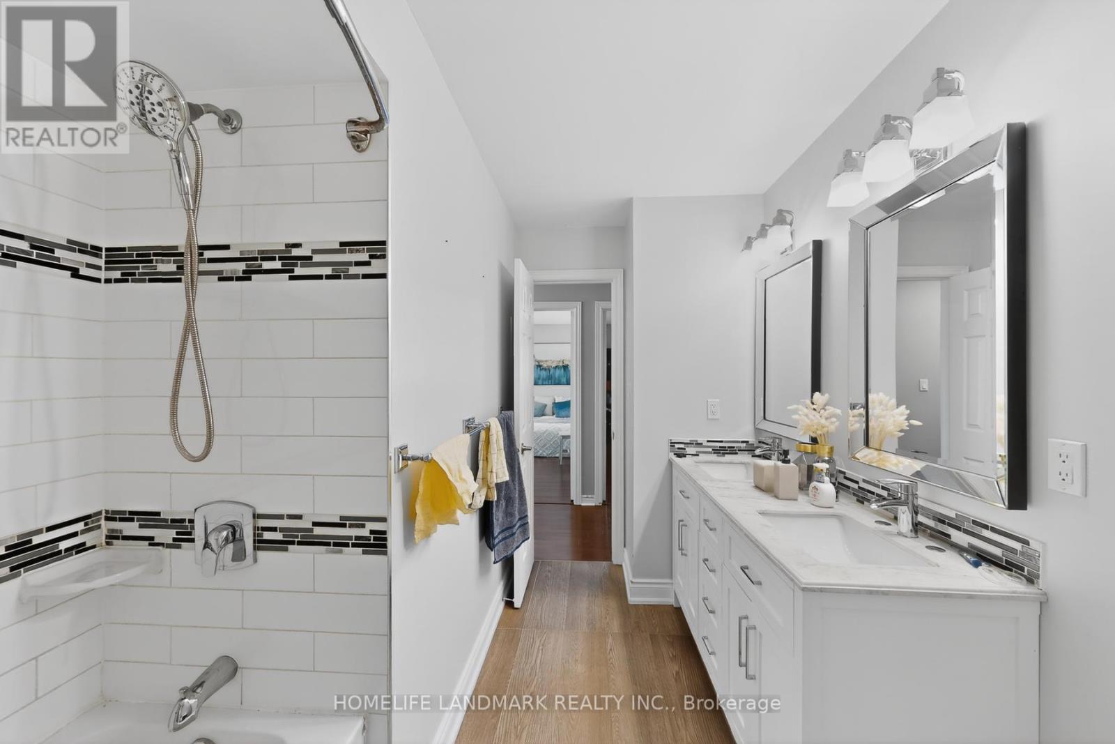 552 Morning Dove Drive, Oakville, Ontario  L6H 7L3 - Photo 28 - W12849034