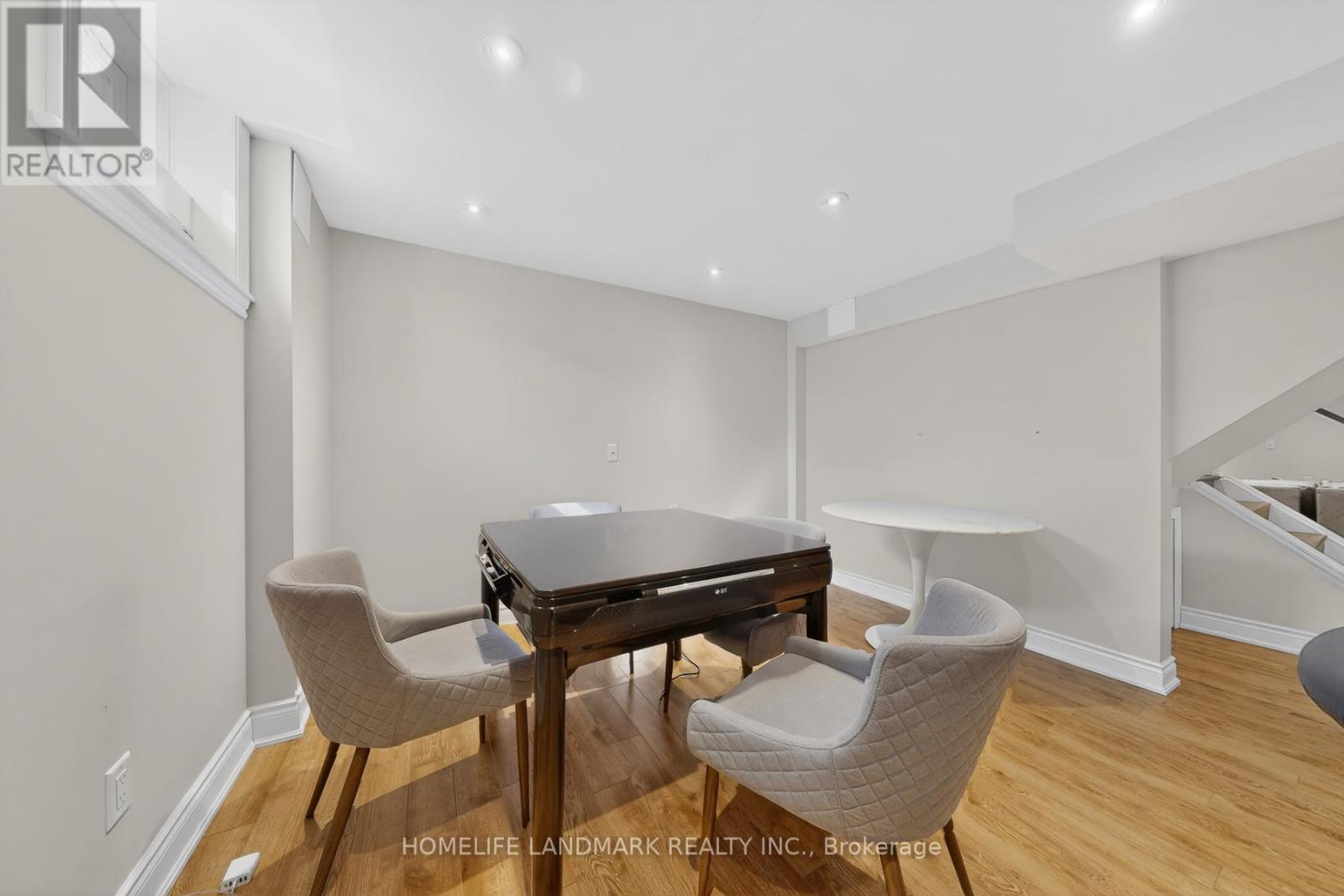 552 Morning Dove Drive, Oakville, Ontario  L6H 7L3 - Photo 33 - W12849034