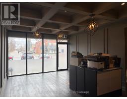 2892 DUFFERIN STREET, Toronto, Ontario