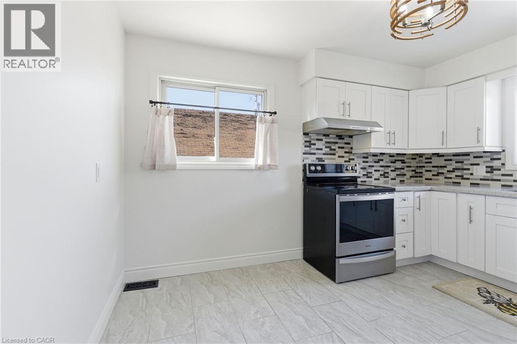 216 Walter Avenue S, Hamilton, Ontario  L8K 3L4 - Photo 7 - 40809812