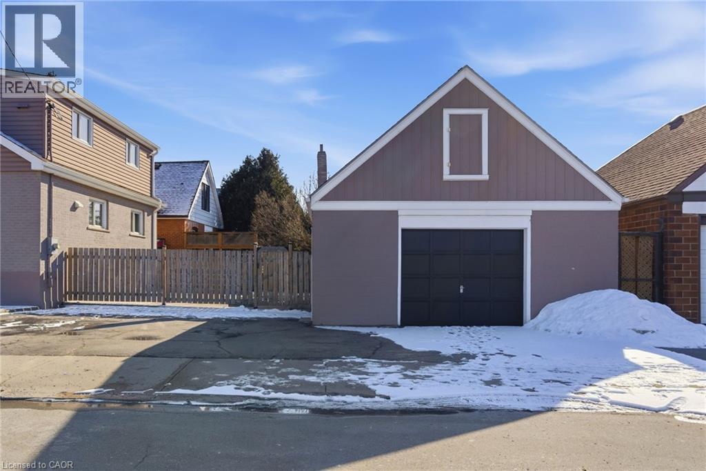216 Walter Avenue S, Hamilton, Ontario  L8K 3L4 - Photo 41 - 40809812