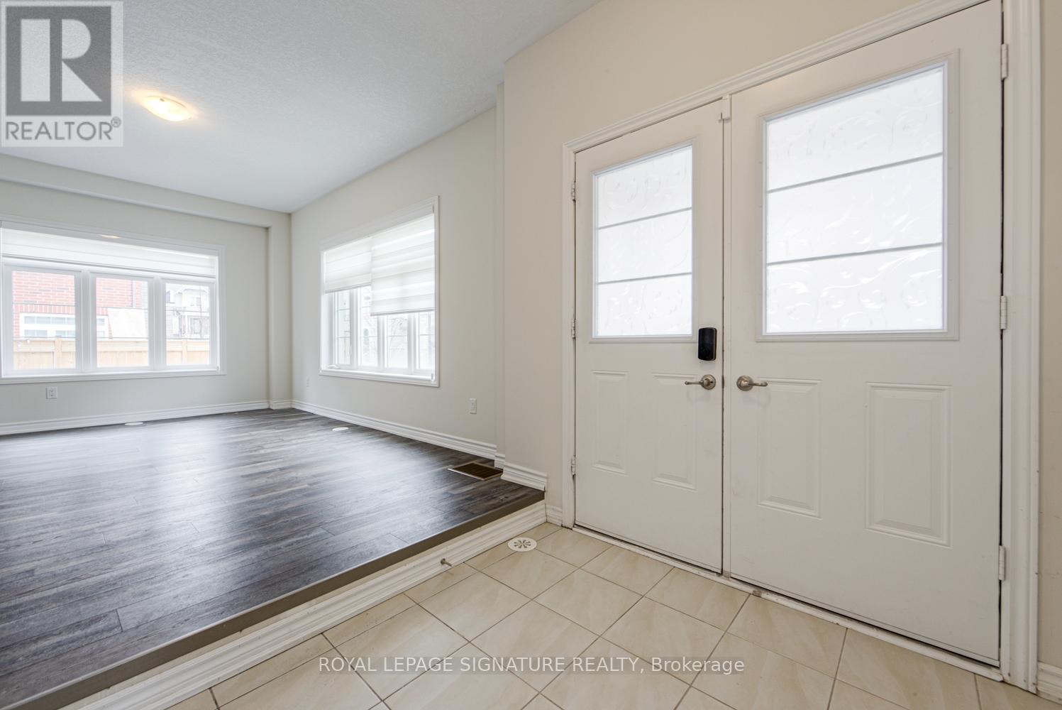 95 Borers Creek Circle, Hamilton, Ontario  L5B 1W3 - Photo 10 - X12848638