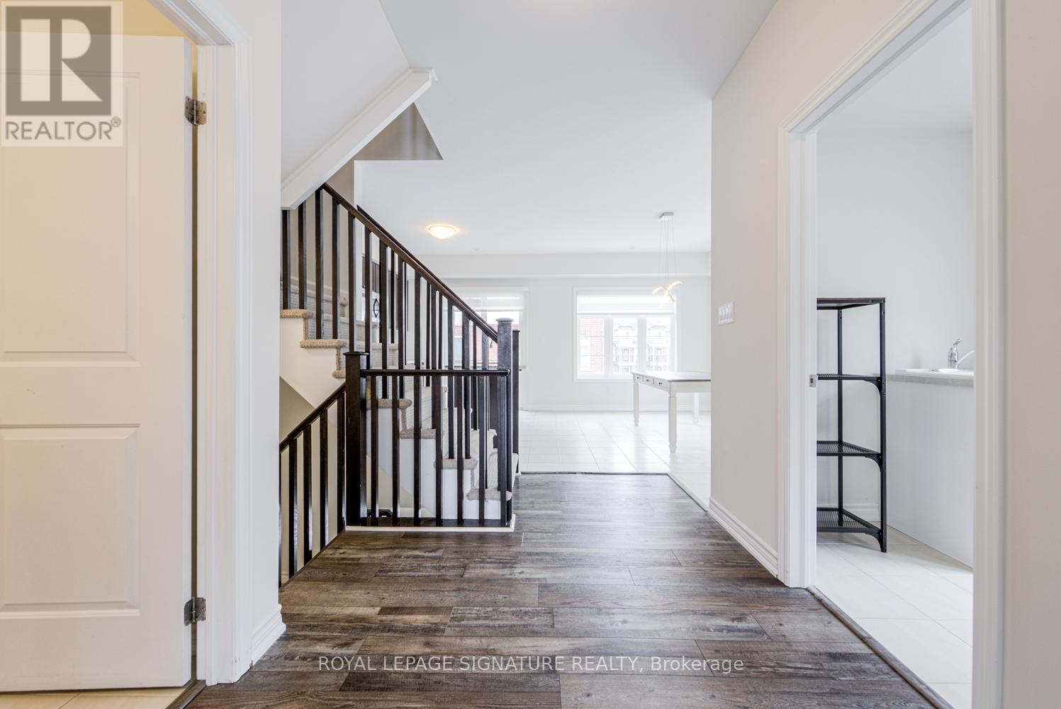 95 Borers Creek Circle, Hamilton, Ontario  L5B 1W3 - Photo 19 - X12848638