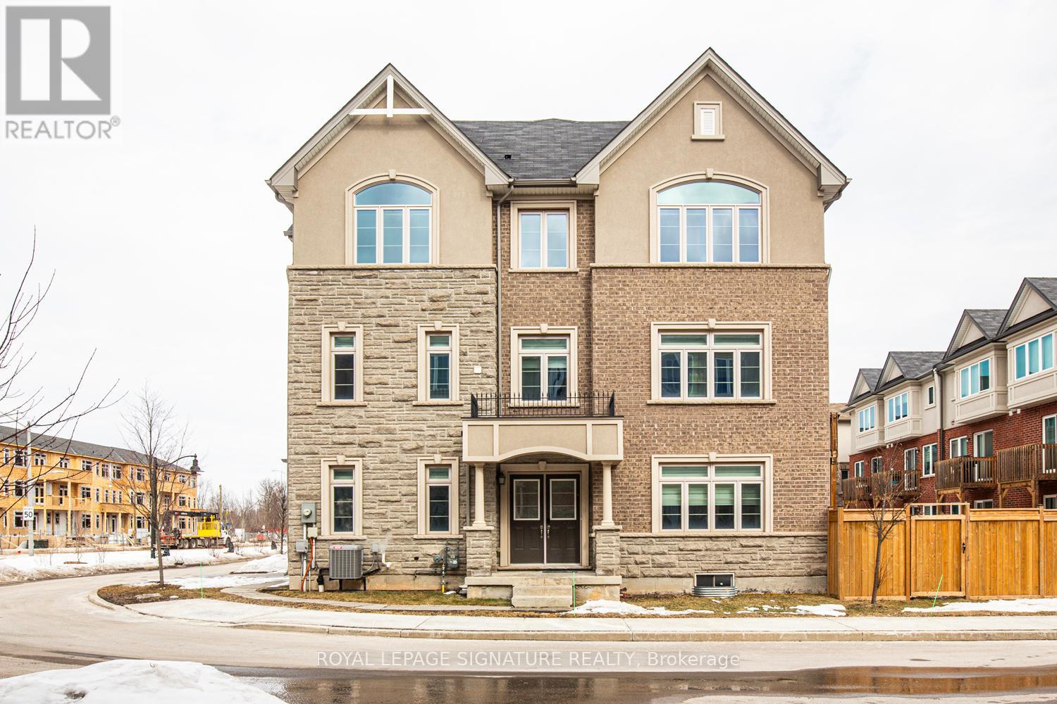 95 Borers Creek Circle, Hamilton, Ontario  L5B 1W3 - Photo 2 - X12848638