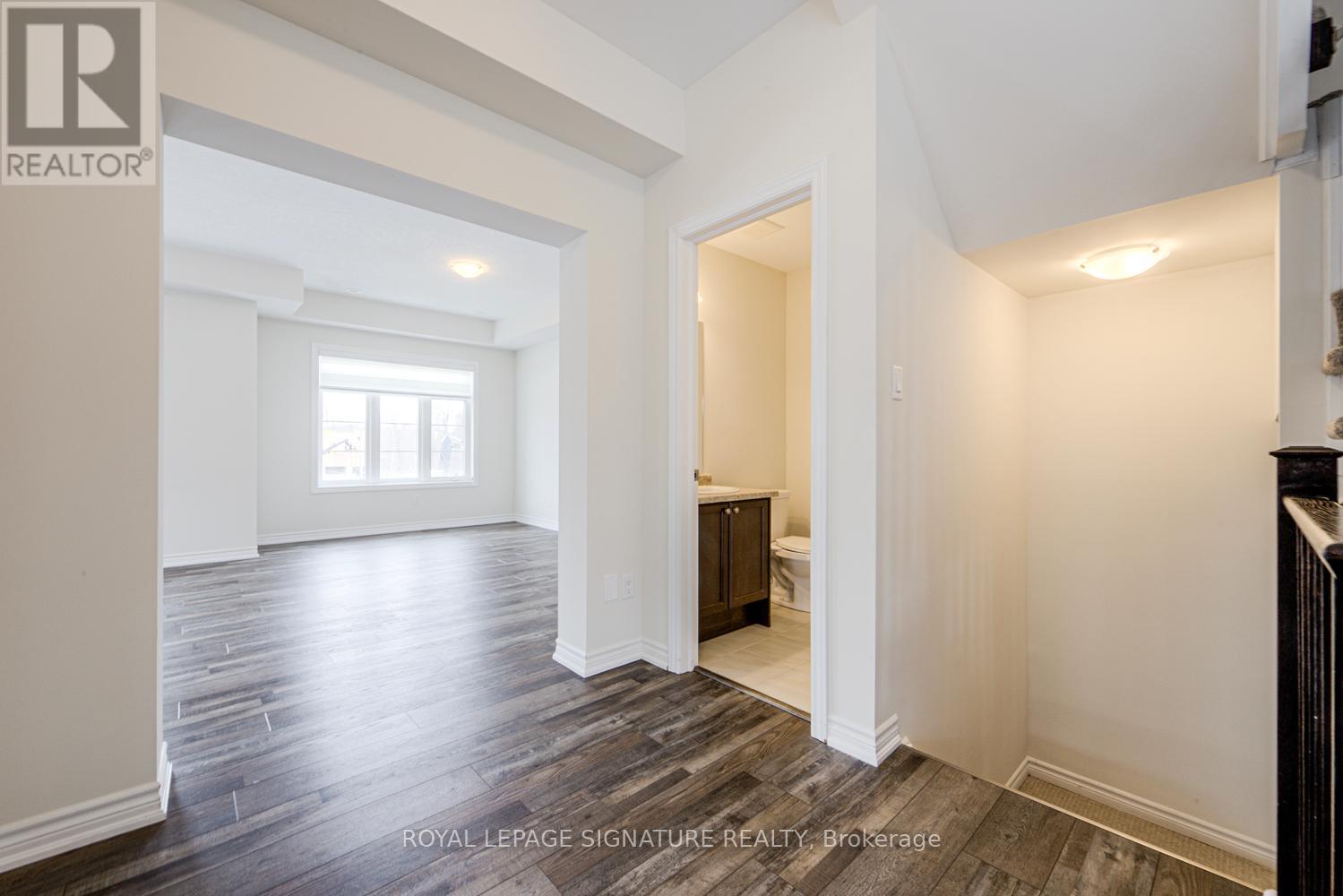 95 Borers Creek Circle, Hamilton, Ontario  L5B 1W3 - Photo 23 - X12848638