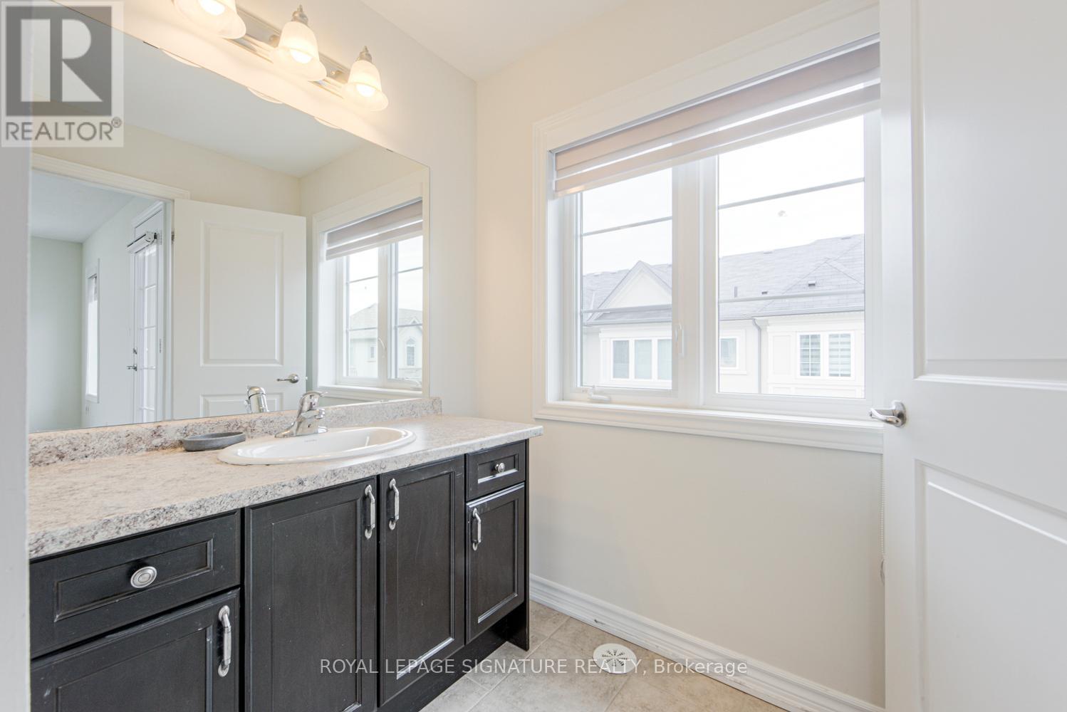 95 Borers Creek Circle, Hamilton, Ontario  L5B 1W3 - Photo 36 - X12848638