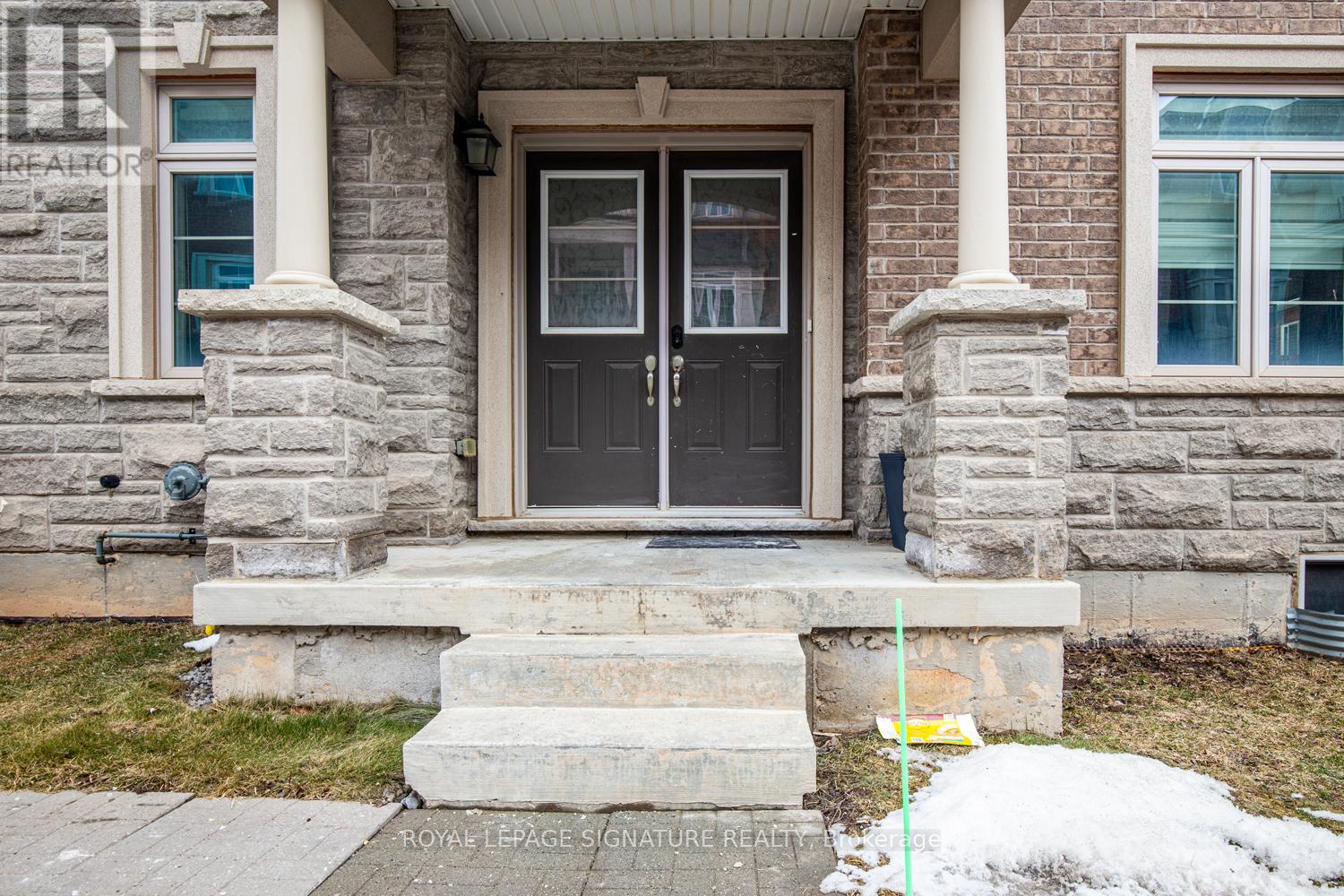 95 Borers Creek Circle, Hamilton, Ontario  L5B 1W3 - Photo 5 - X12848638