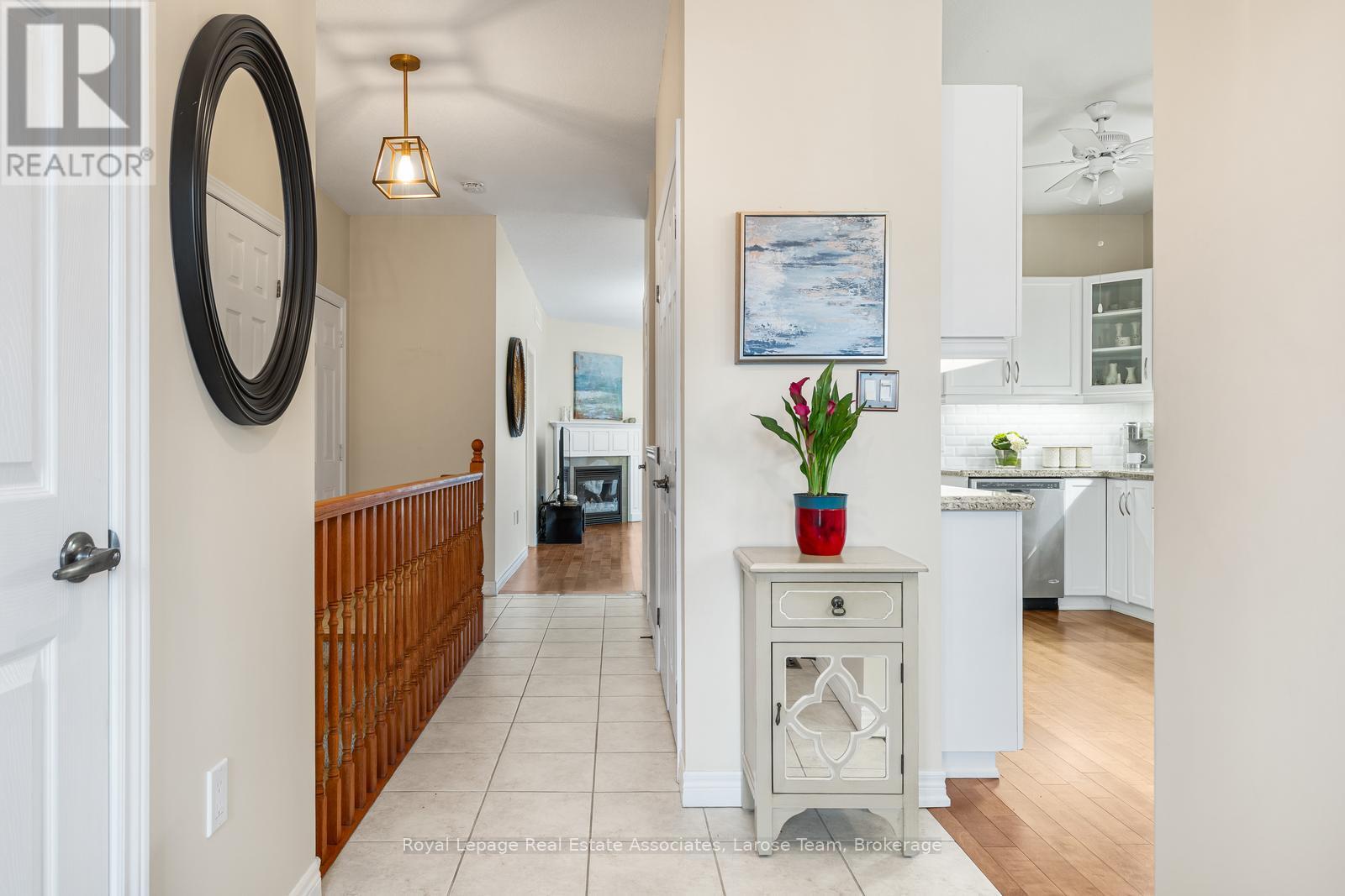 25 Stickland Lane, Hamilton, Ontario  L0R 1C0 - Photo 3 - X12848914