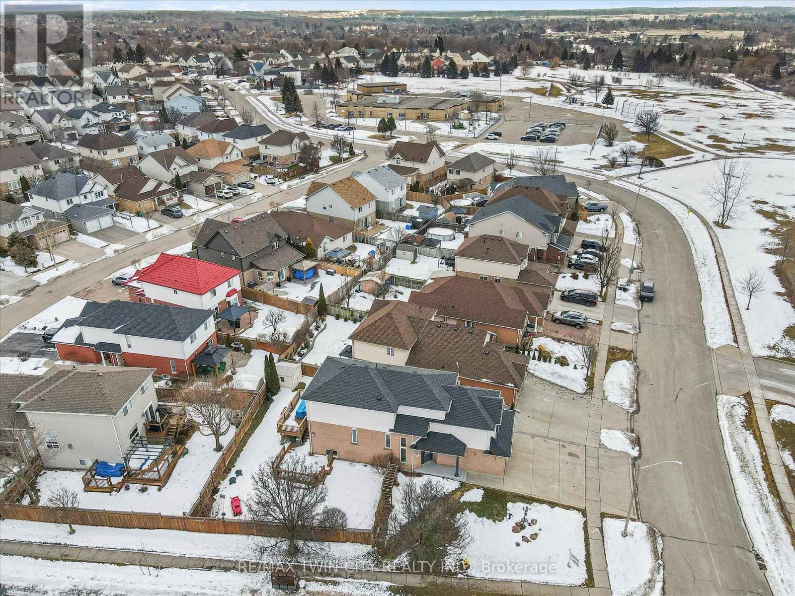 11 Acorn Way W, Cambridge, Ontario  N1R 8M3 - Photo 37 - X12848962