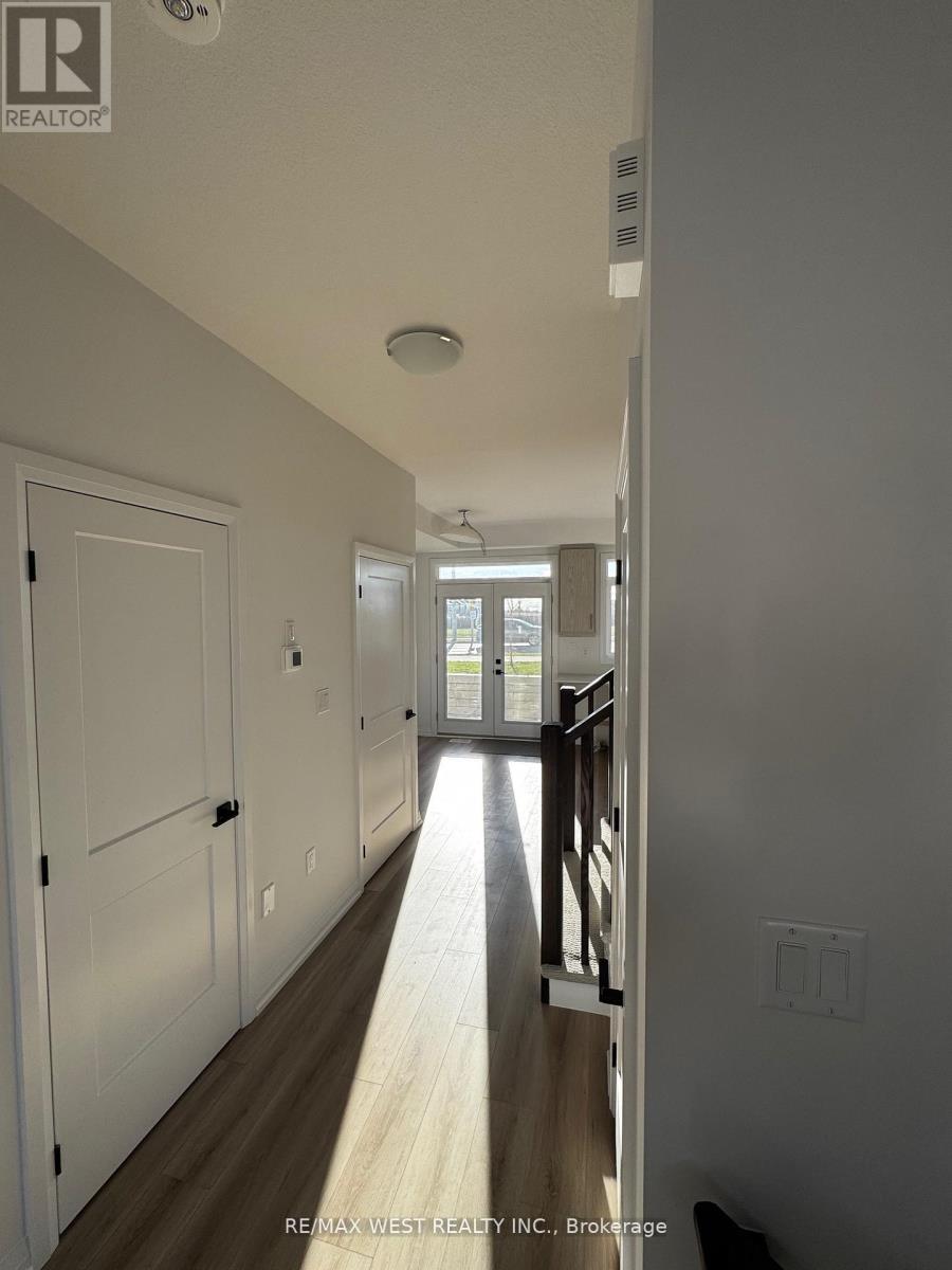 15 - 55 Tom Brown Drive, Brant (Paris), Ontario  N3L 3E3 - Photo 12 - X12848992