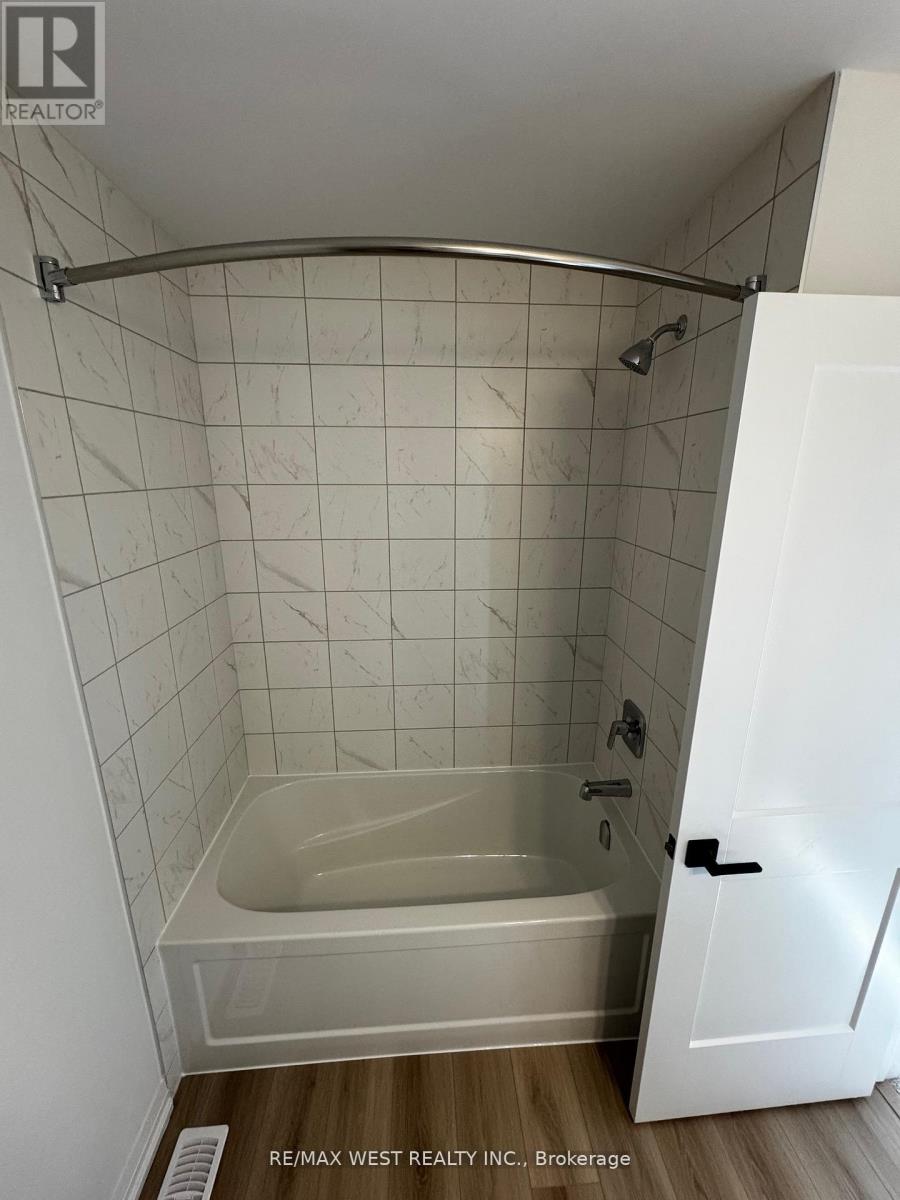 15 - 55 Tom Brown Drive, Brant (Paris), Ontario  N3L 3E3 - Photo 27 - X12848992