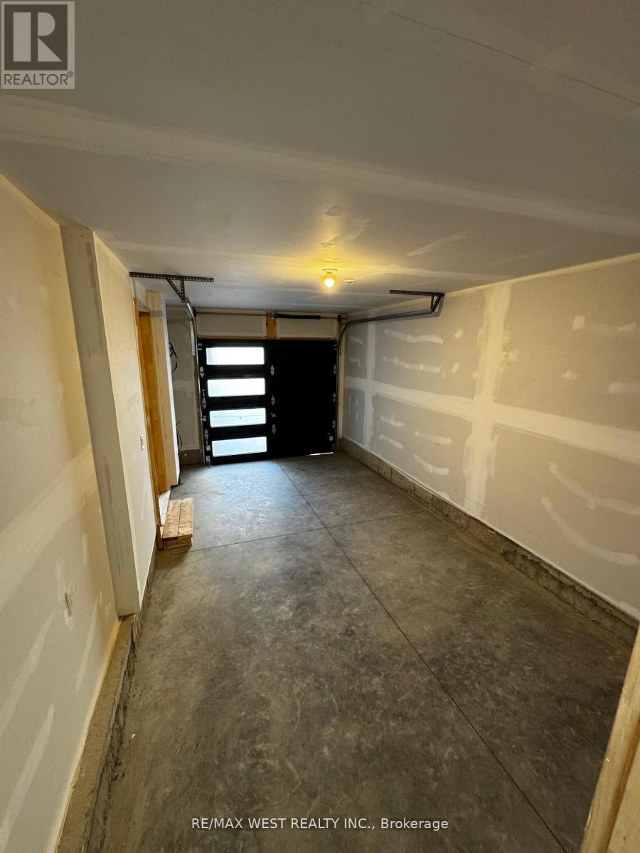 15 - 55 Tom Brown Drive, Brant (Paris), Ontario  N3L 3E3 - Photo 38 - X12848992