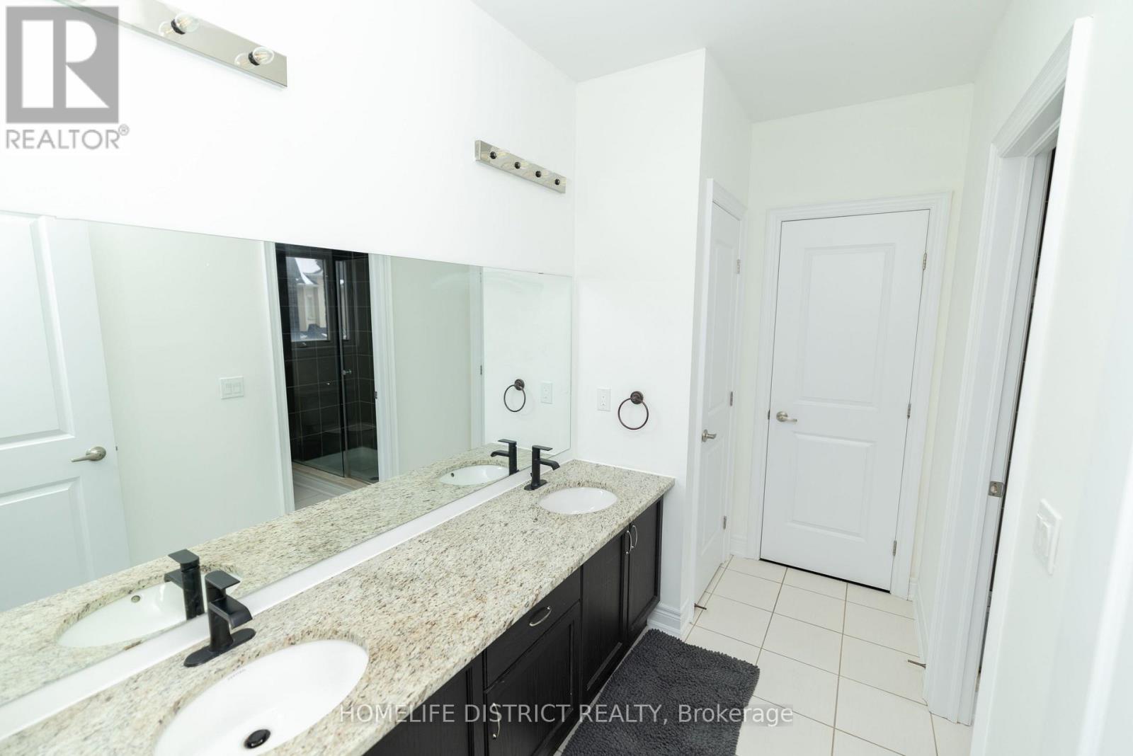 210 Cannes Avenue, Vaughan, Ontario  L4H 3X2 - Photo 26 - N12824984