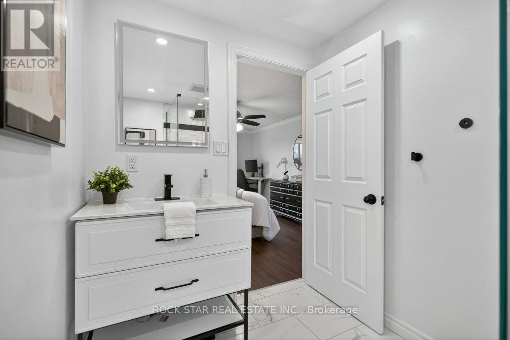 18 Hillgarden Drive, Hamilton, Ontario  L8J 2S4 - Photo 22 - X12848996