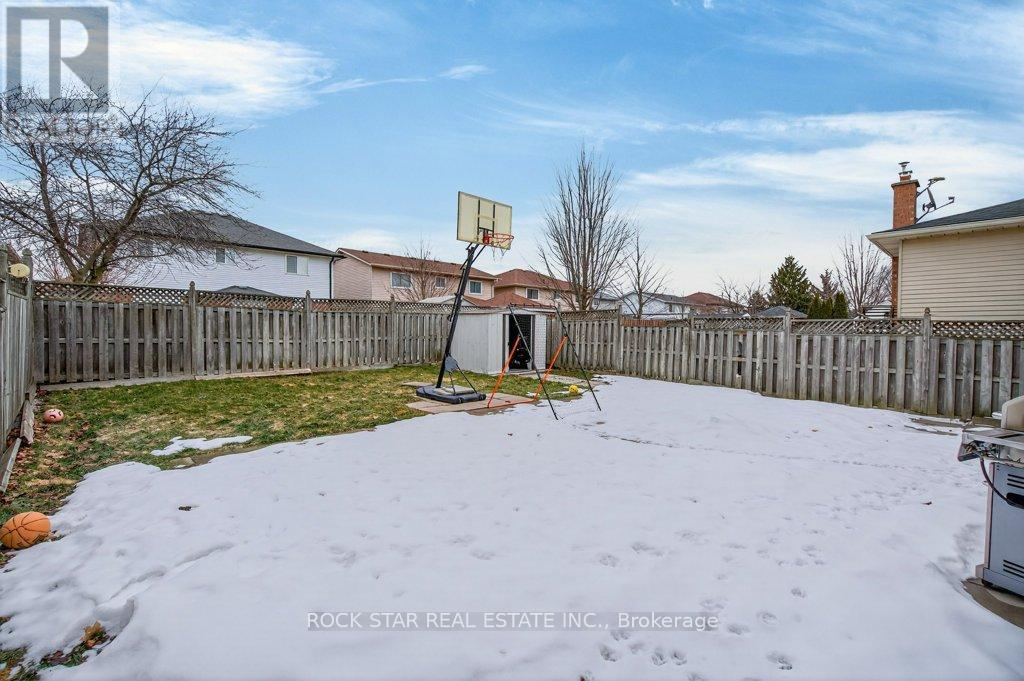 18 Hillgarden Drive, Hamilton, Ontario  L8J 2S4 - Photo 30 - X12848996