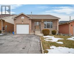 18 HILLGARDEN DRIVE, Hamilton, Ontario