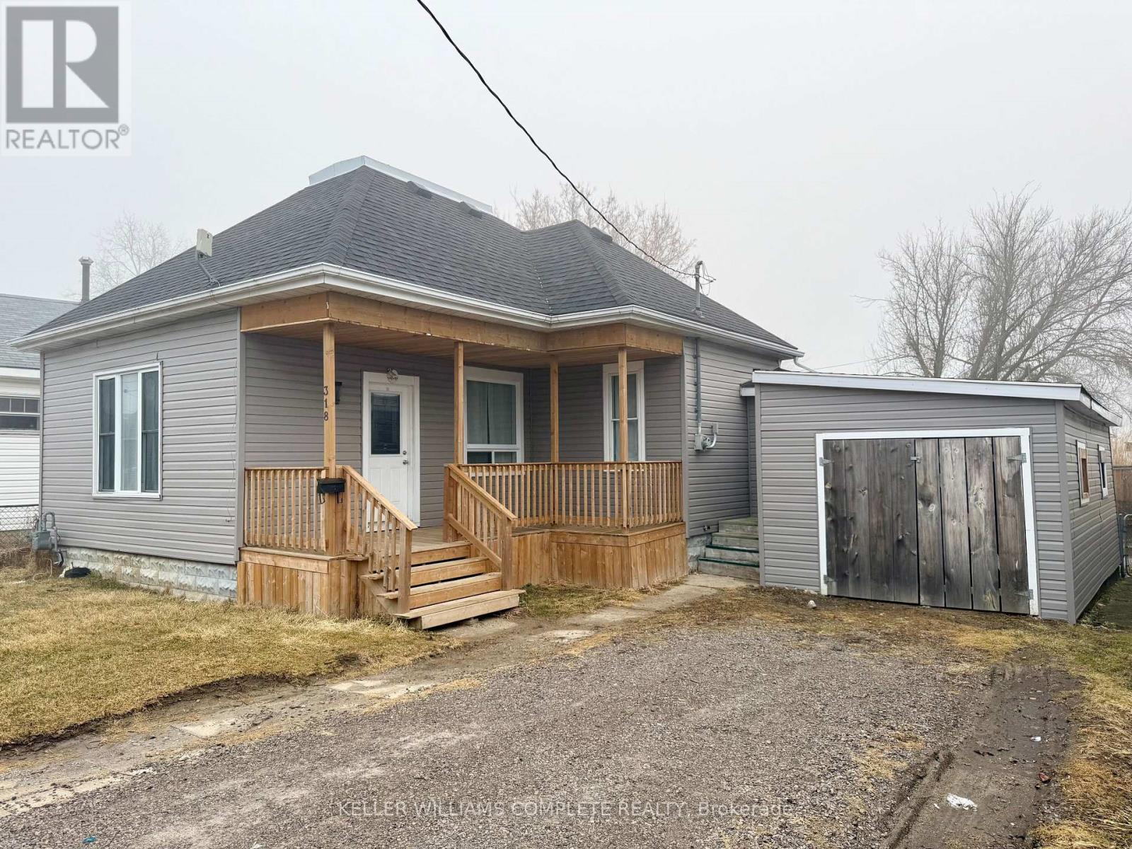 318 LAFONTAINE STREET, Chatham-Kent, Ontario