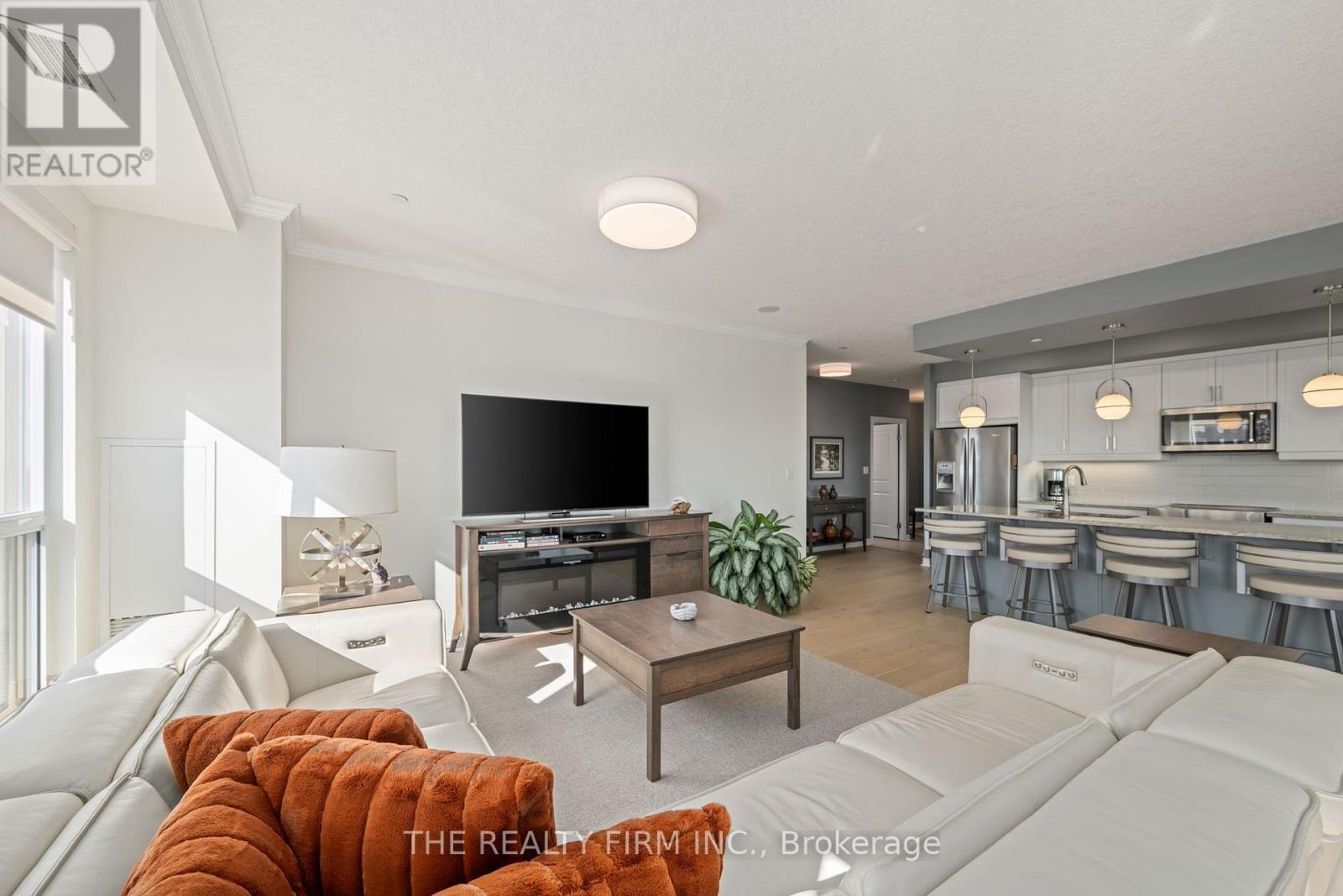 1708 - 330 Ridout Street N, London East, Ontario  N6A 0A7 - Photo 4 - X12849158