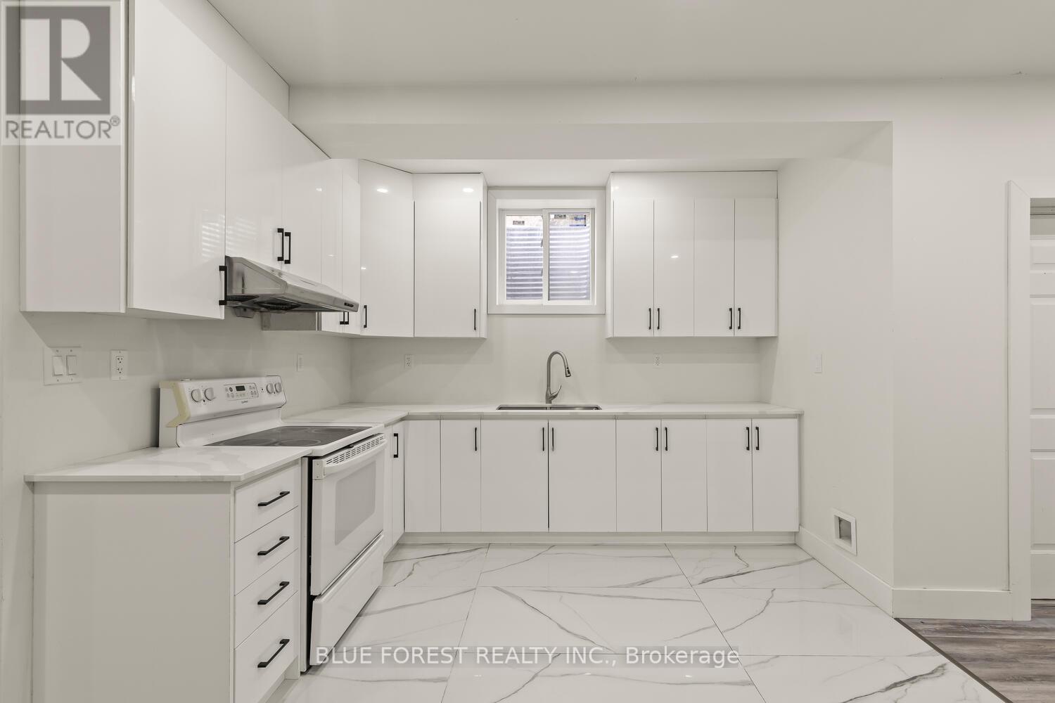 1671 Hamilton Road, London South, Ontario  N6M 1G5 - Photo 37 - X12849172