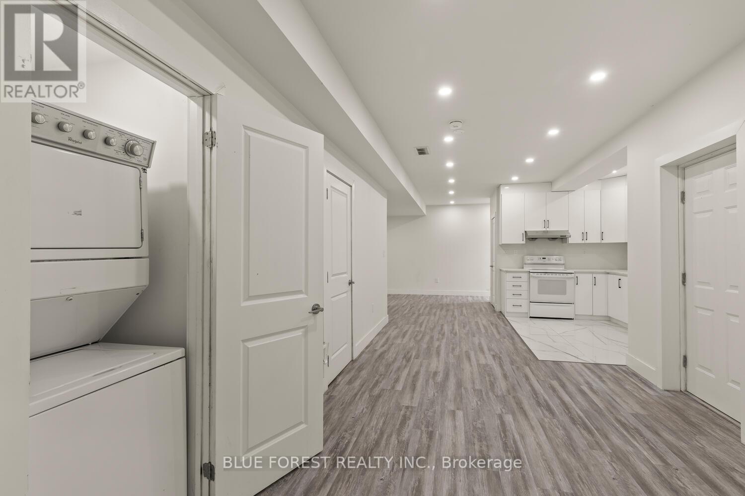 1671 Hamilton Road, London South, Ontario  N6M 1G5 - Photo 40 - X12849172