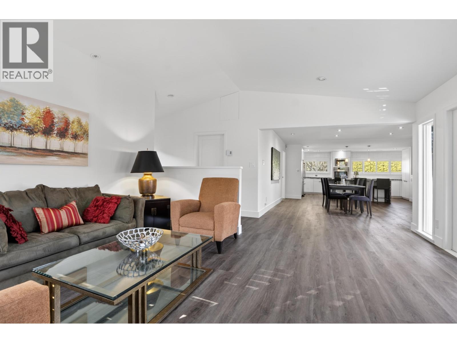 1375 Mcbride Street, North Vancouver, British Columbia  V7P 1G4 - Photo 10 - R3096098