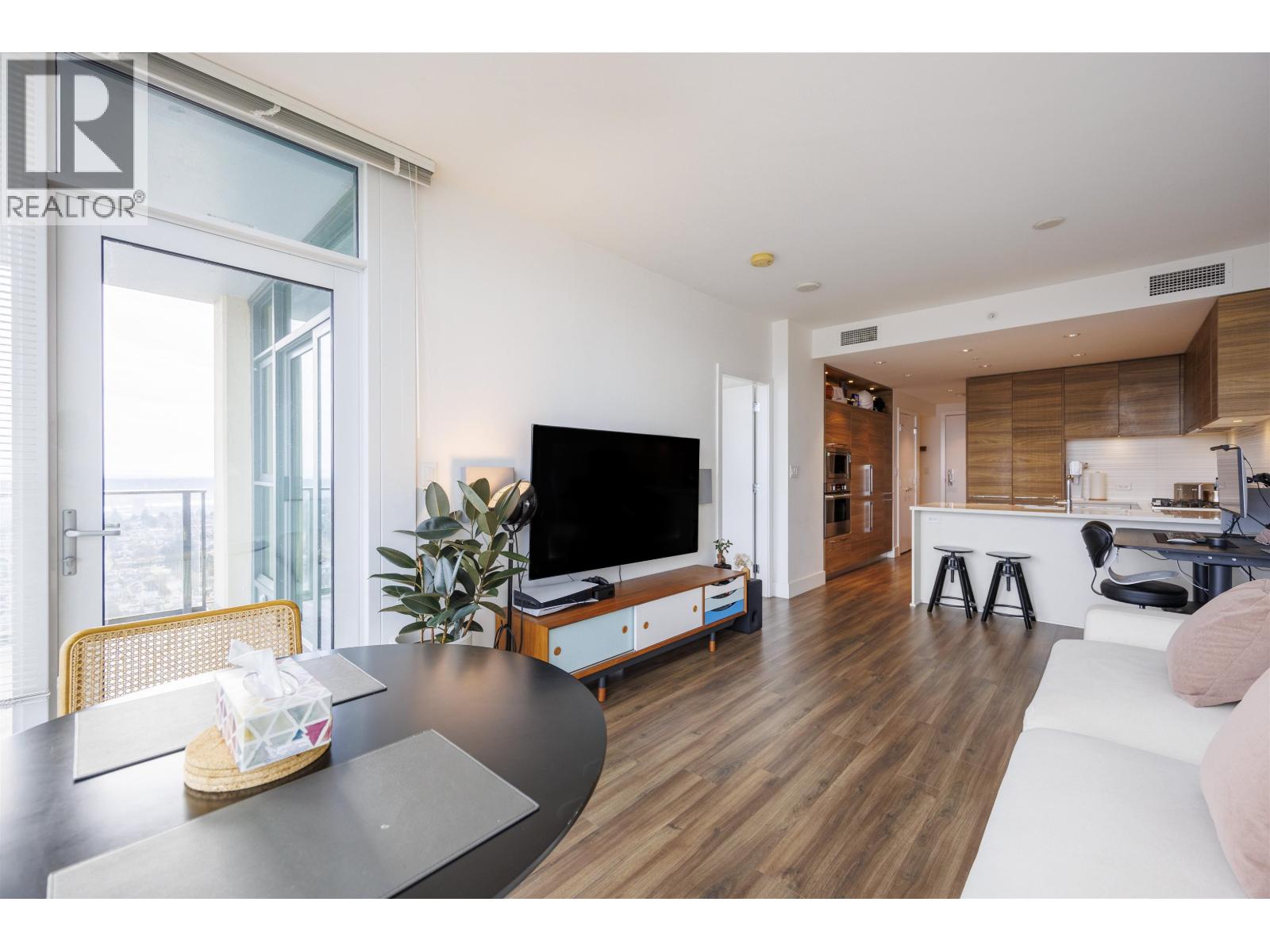 2506 7303 Noble Lane, Burnaby, British Columbia  V3N 0H2 - Photo 13 - R3089159