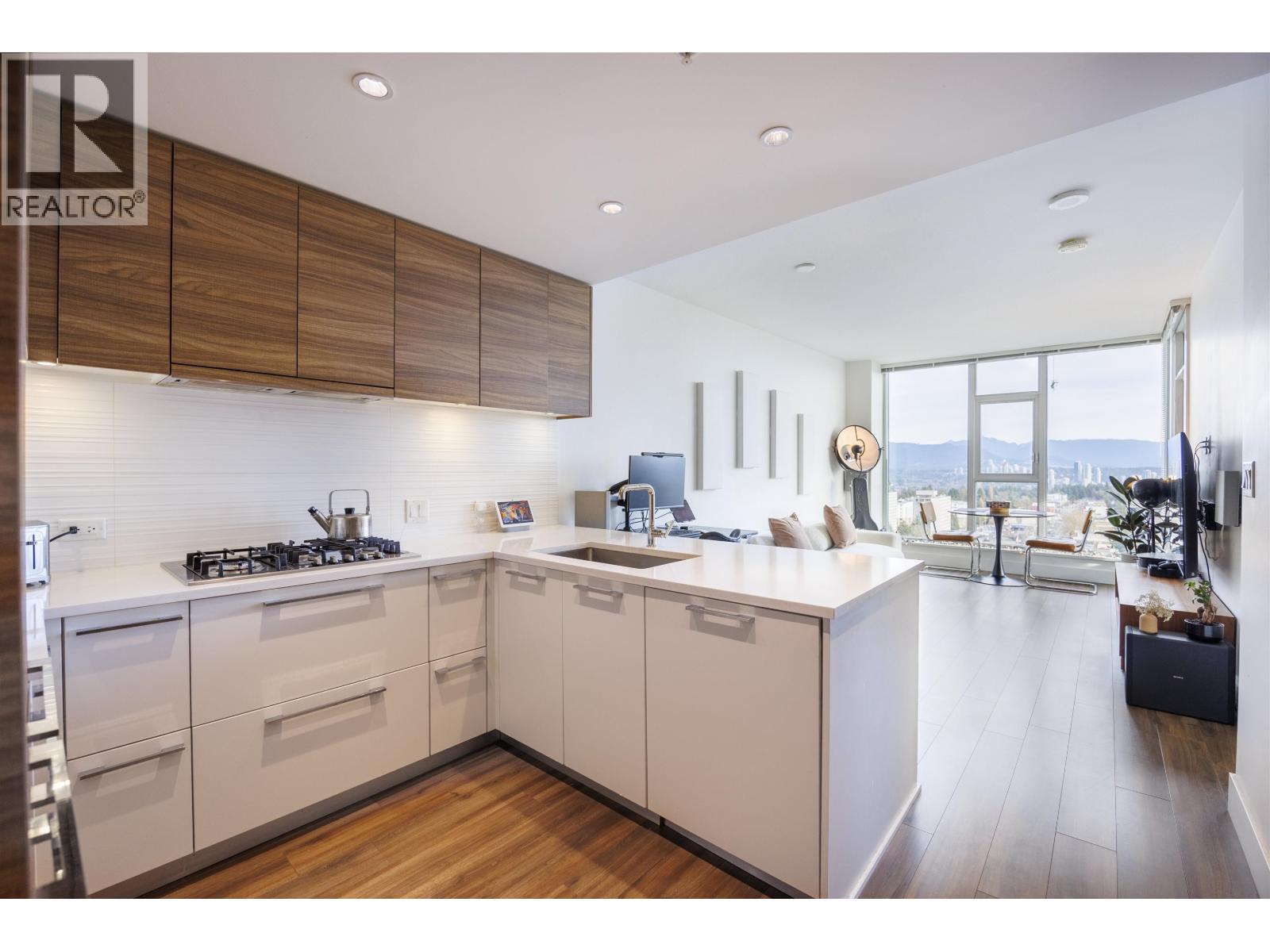 2506 7303 Noble Lane, Burnaby, British Columbia  V3N 0H2 - Photo 6 - R3089159