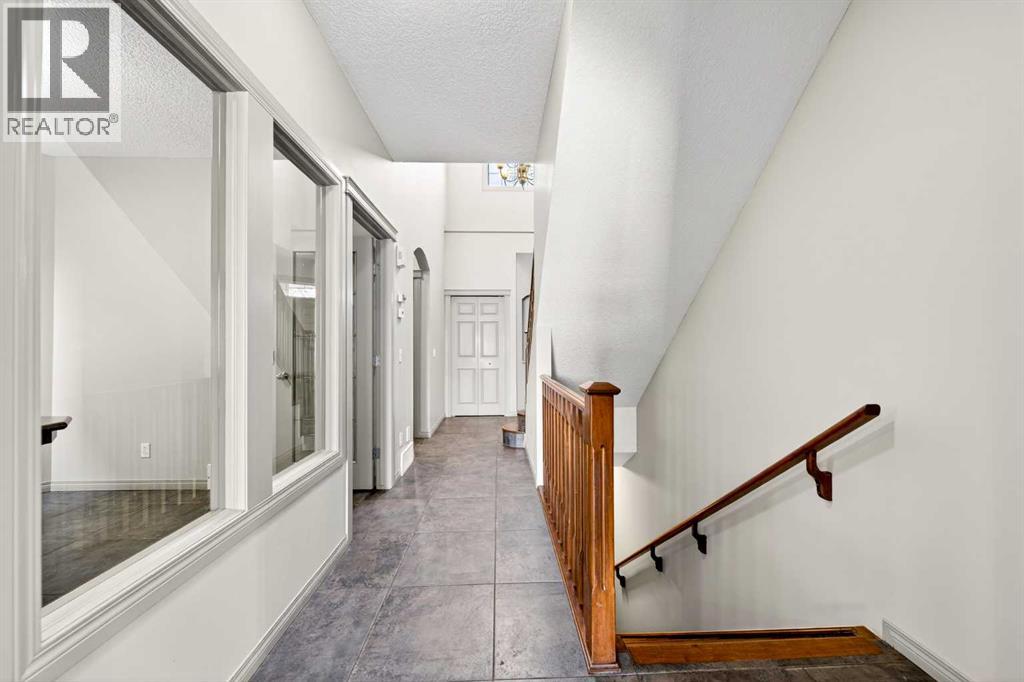 14 Springborough Crescent Sw, Calgary, Alberta  T3H 5M5 - Photo 12 - A2287463