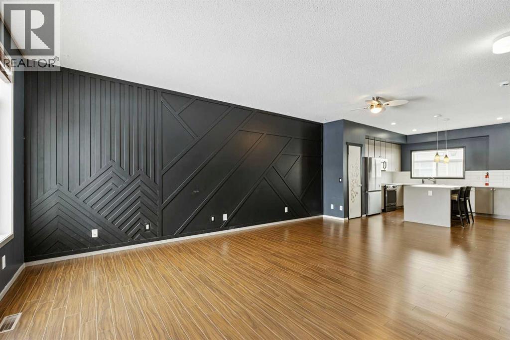 33, 300 Evanscreek Court, Calgary, Alberta  T3P 0B8 - Photo 2 - A2290405