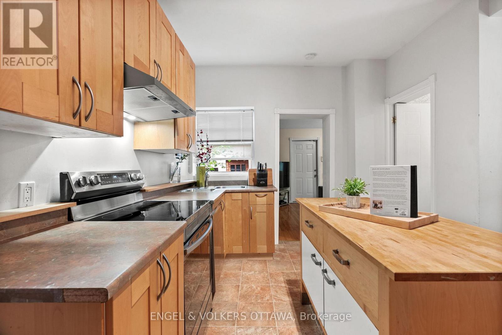 505 Lyon Street N, Ottawa, Ontario  K1R 5X6 - Photo 11 - X12849190