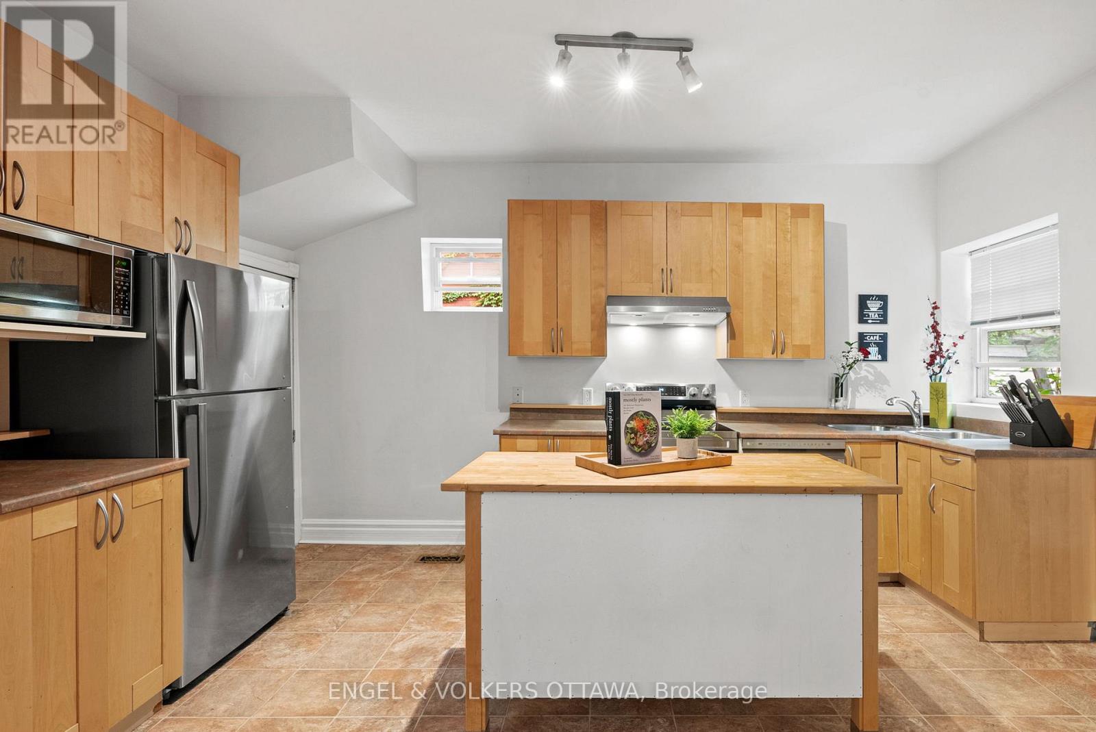 505 Lyon Street N, Ottawa, Ontario  K1R 5X6 - Photo 12 - X12849190