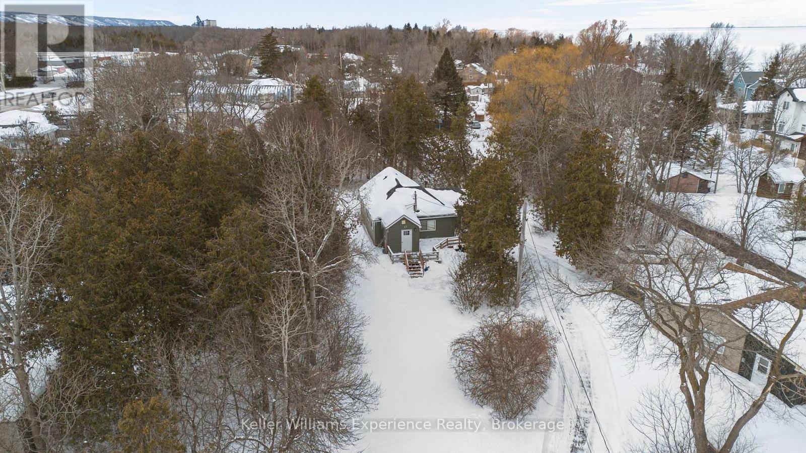 13 Arthur Street, Collingwood, Ontario  L9Y 3Z1 - Photo 2 - S12849218