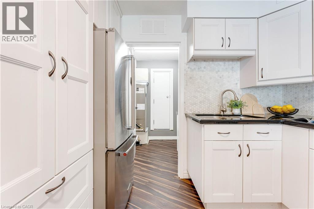 250 Glenridge Drive Unit# 102, Waterloo, Ontario  N2J 4H8 - Photo 8 - 40809648